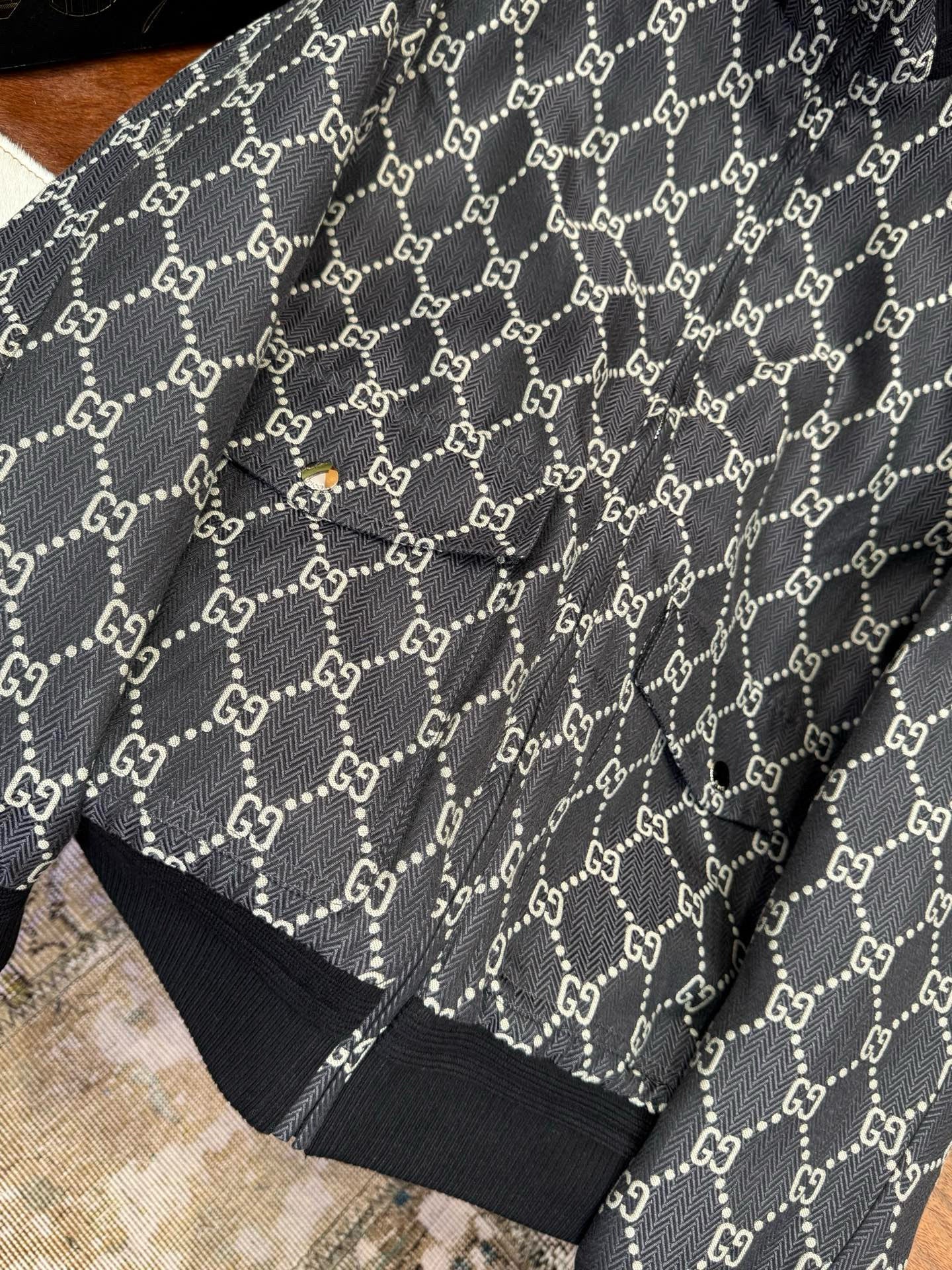 GG BOMBER JACKET
