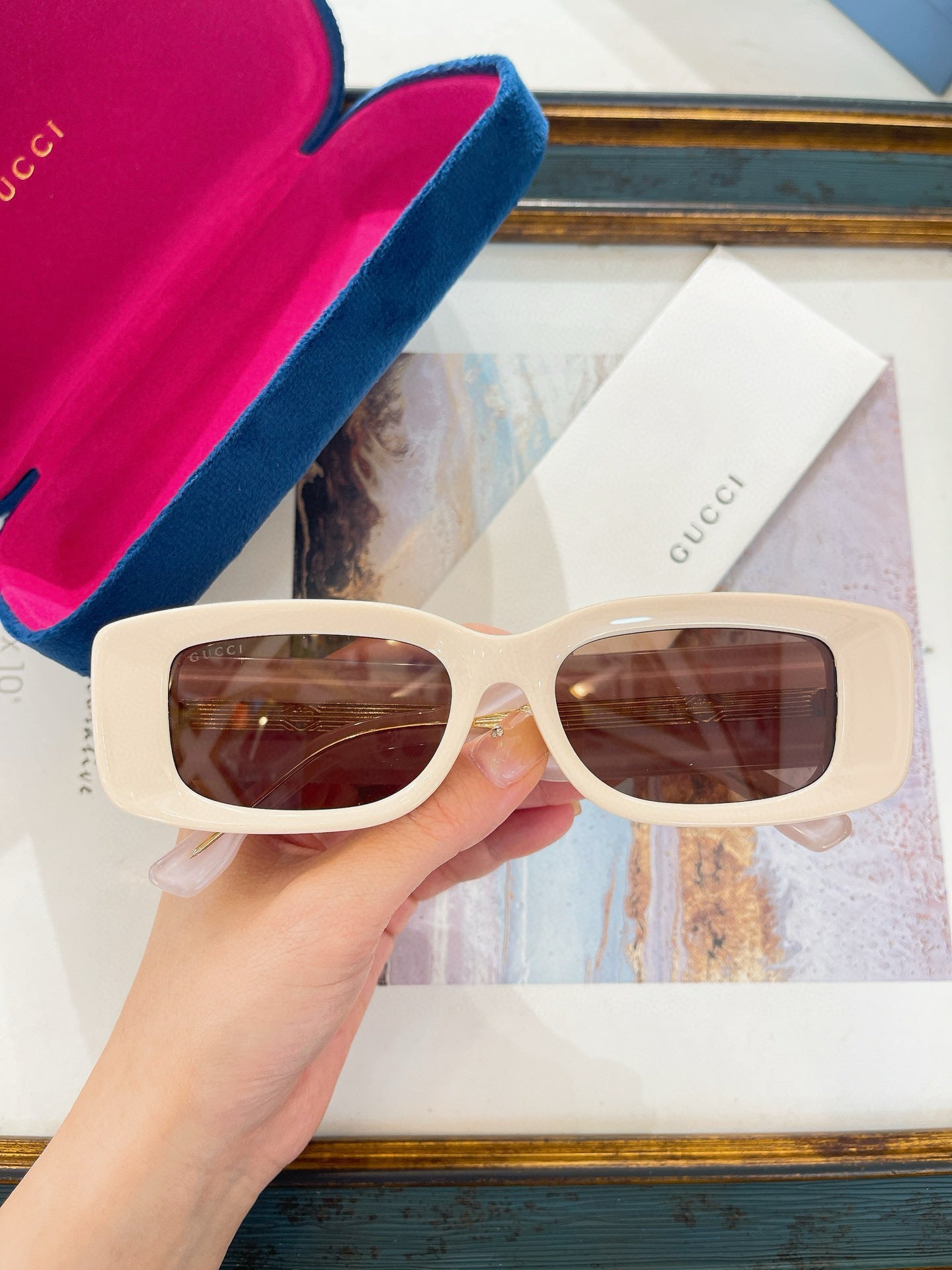 GG SUNGLASSES
