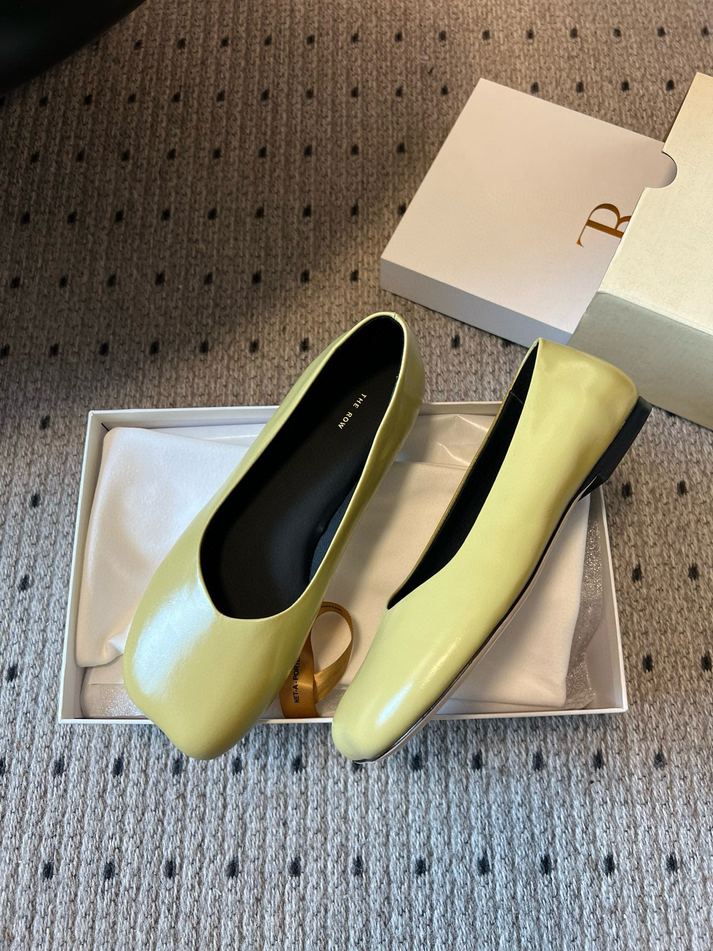 THE ROW BALLET FLATS