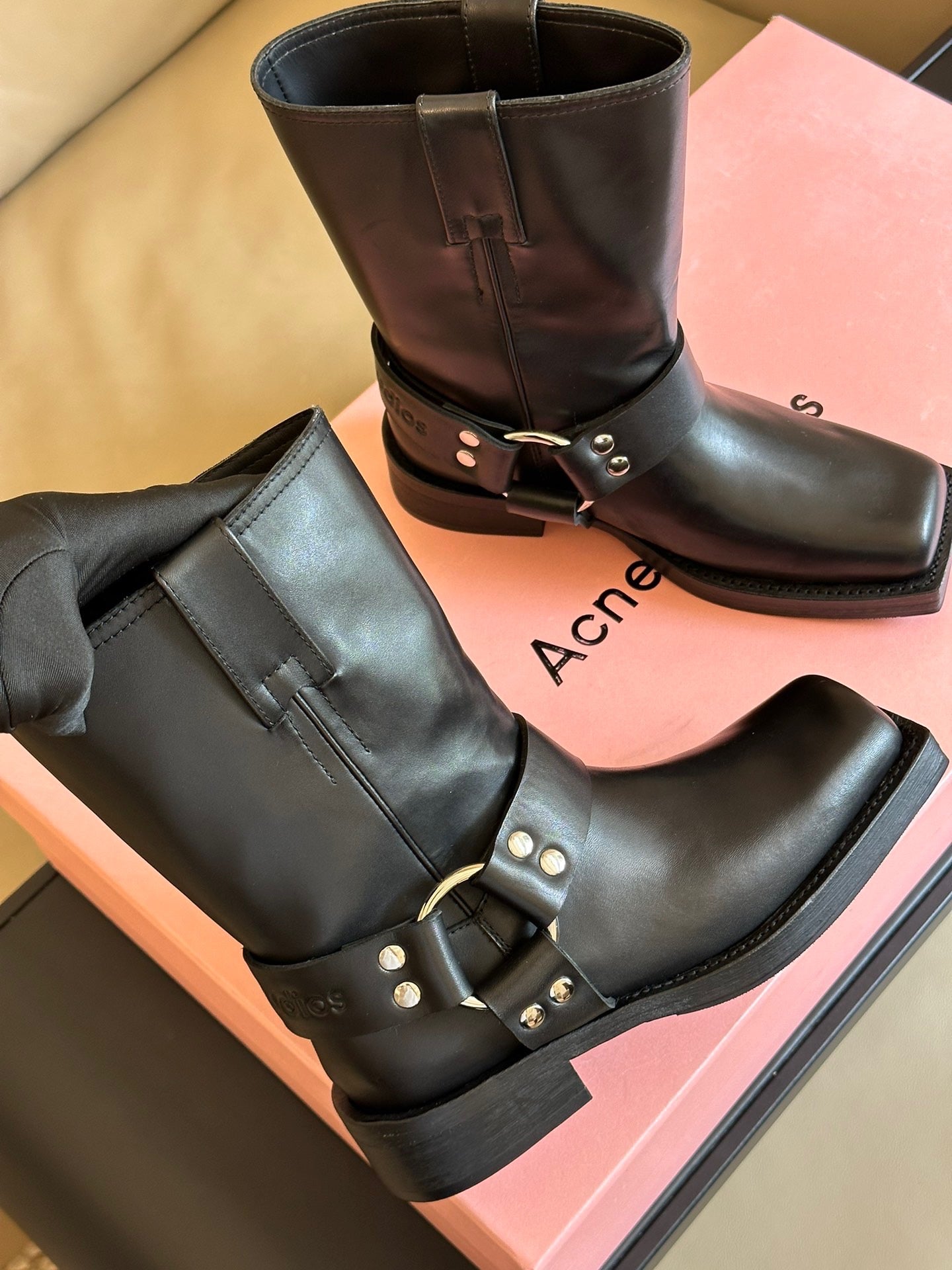 ACNE BOOTS