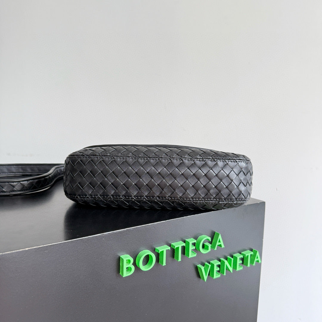 BOTT V VENETO FLAP MESSENGER BAG