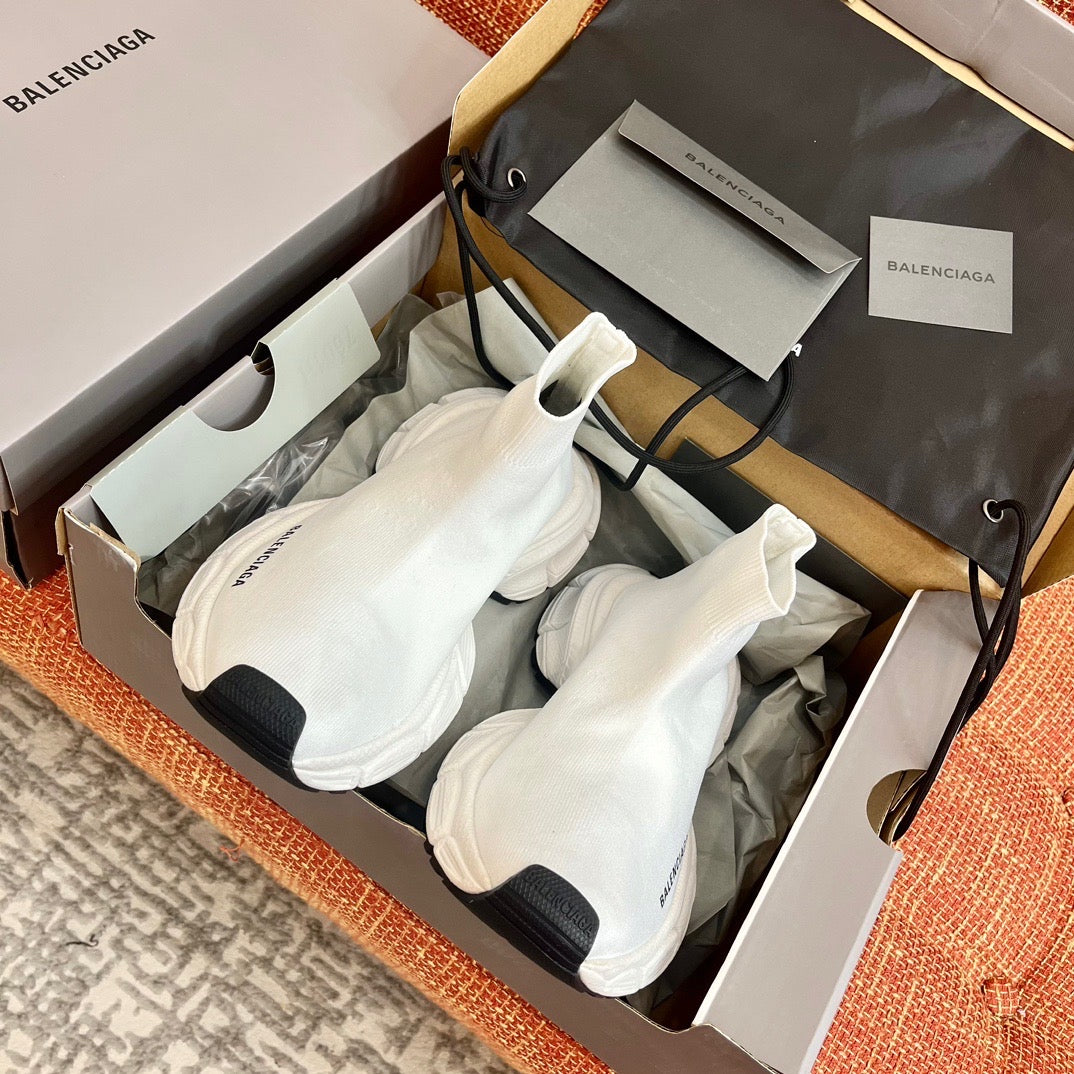 BAL 3XL TRAINERS