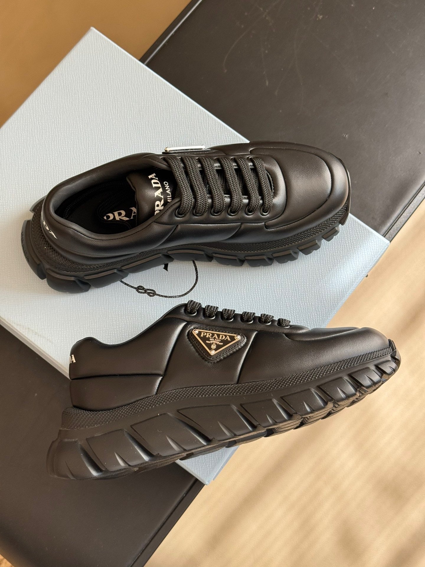PD SNEAKERS