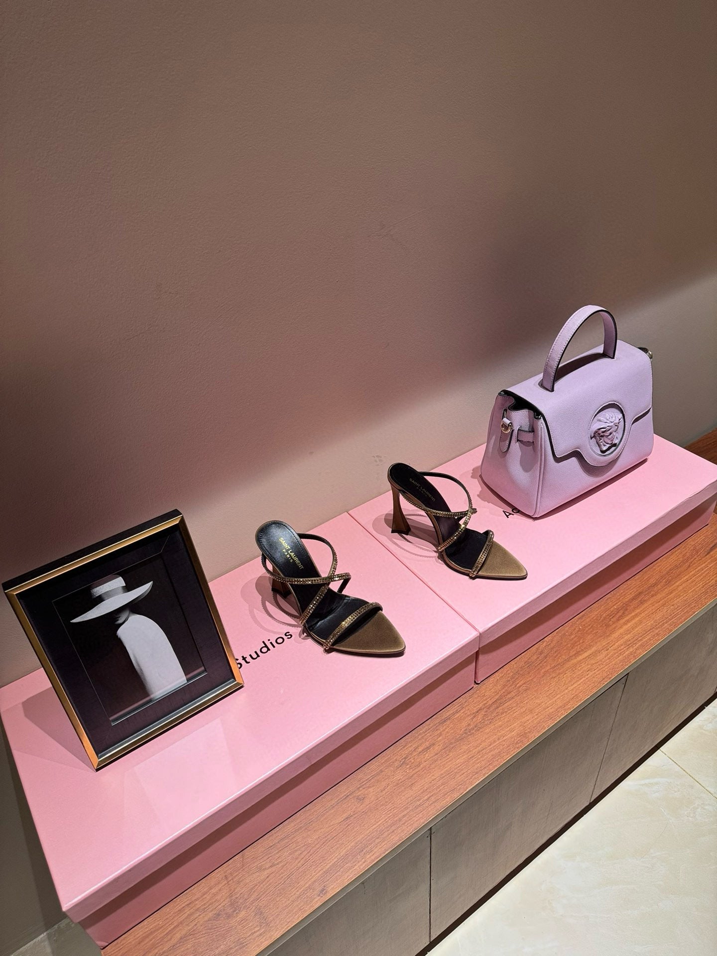 SL HEELS