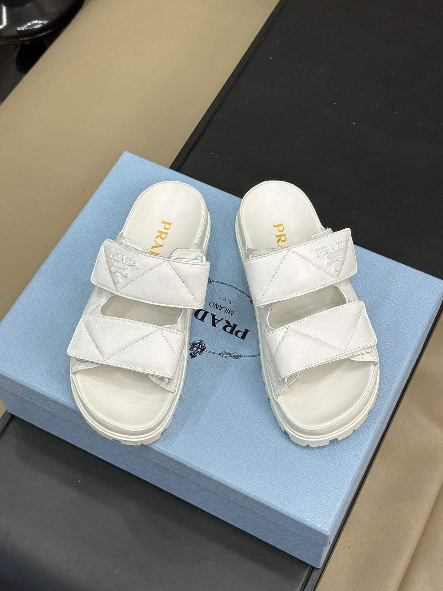 PD NAPPA LEATHER SLIDES