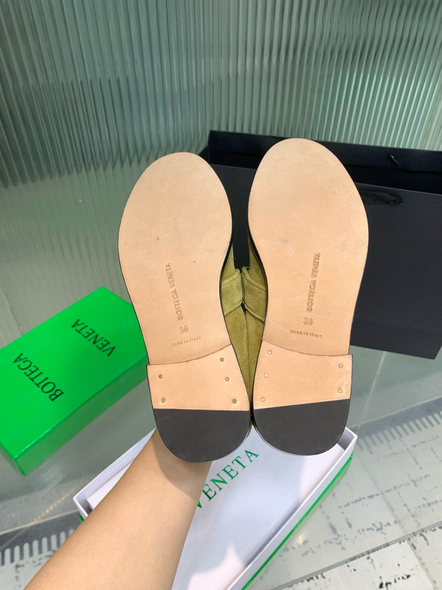 BOTT LOAFERS