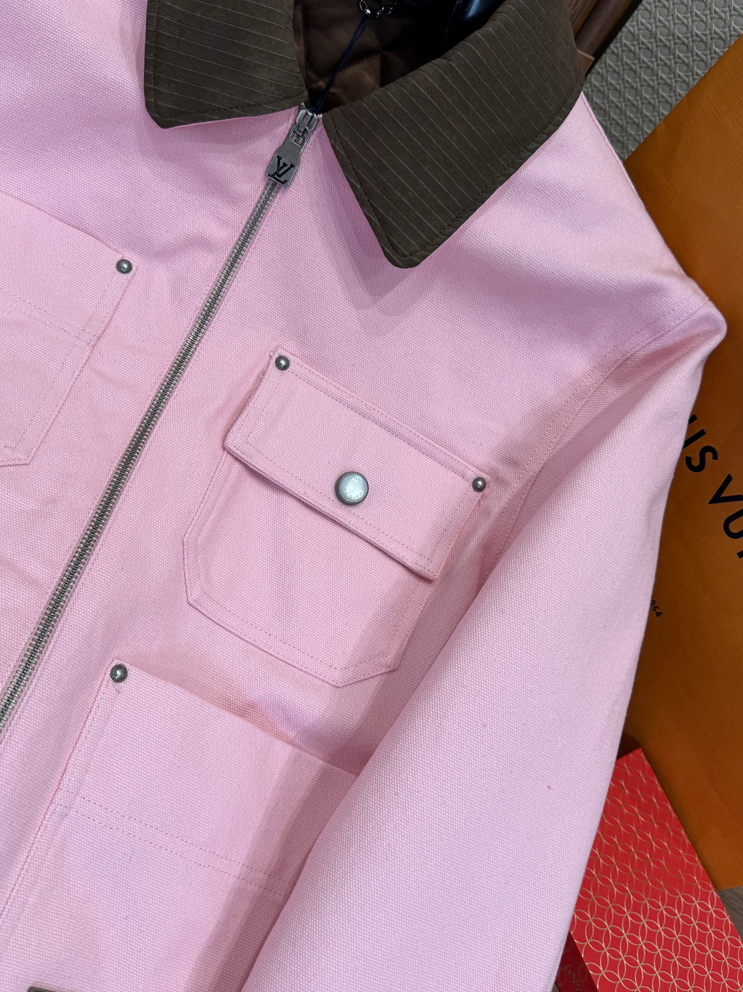 LOU JACKET