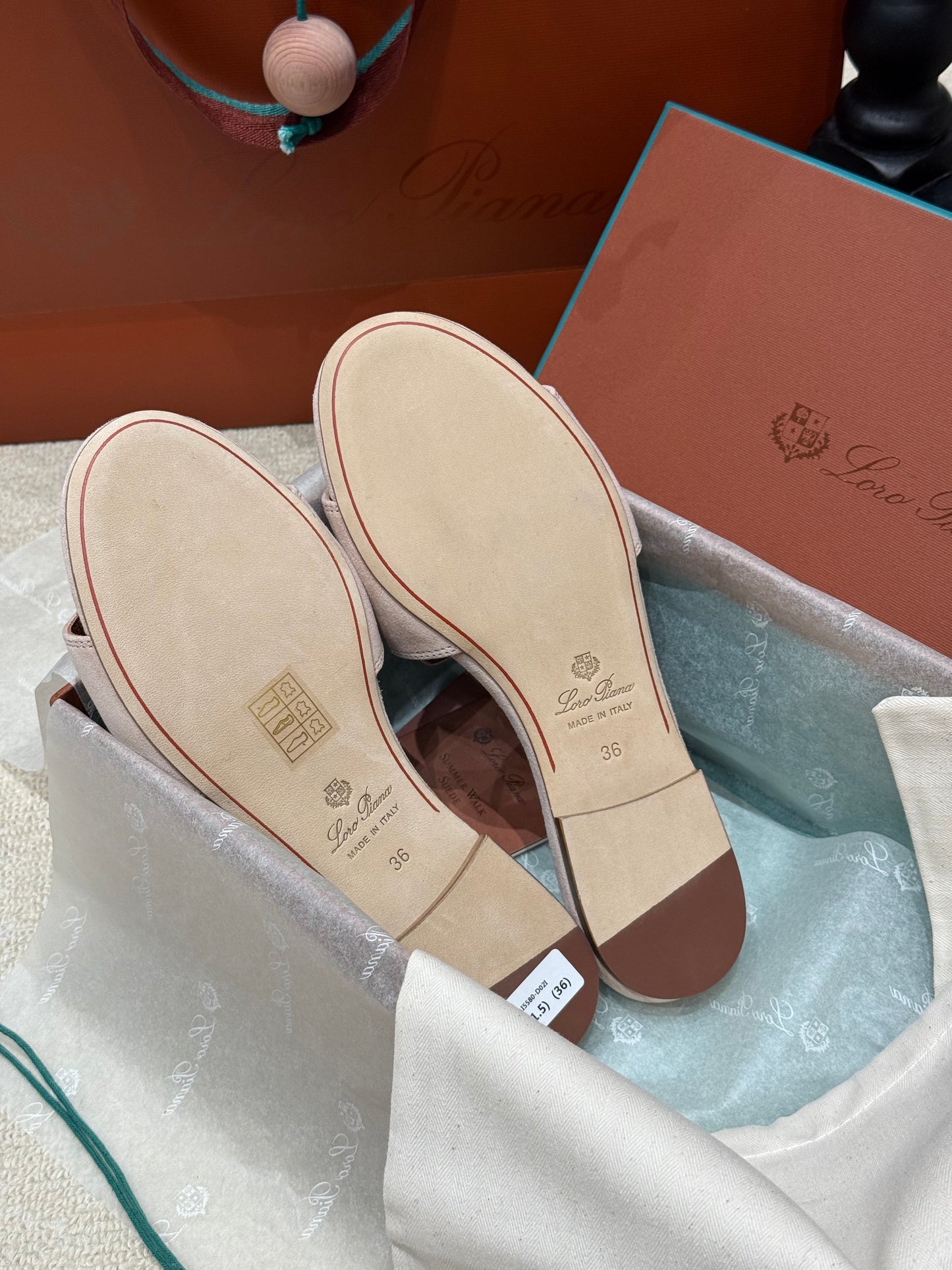 LORO P SUMMER CHARM SLIPPER