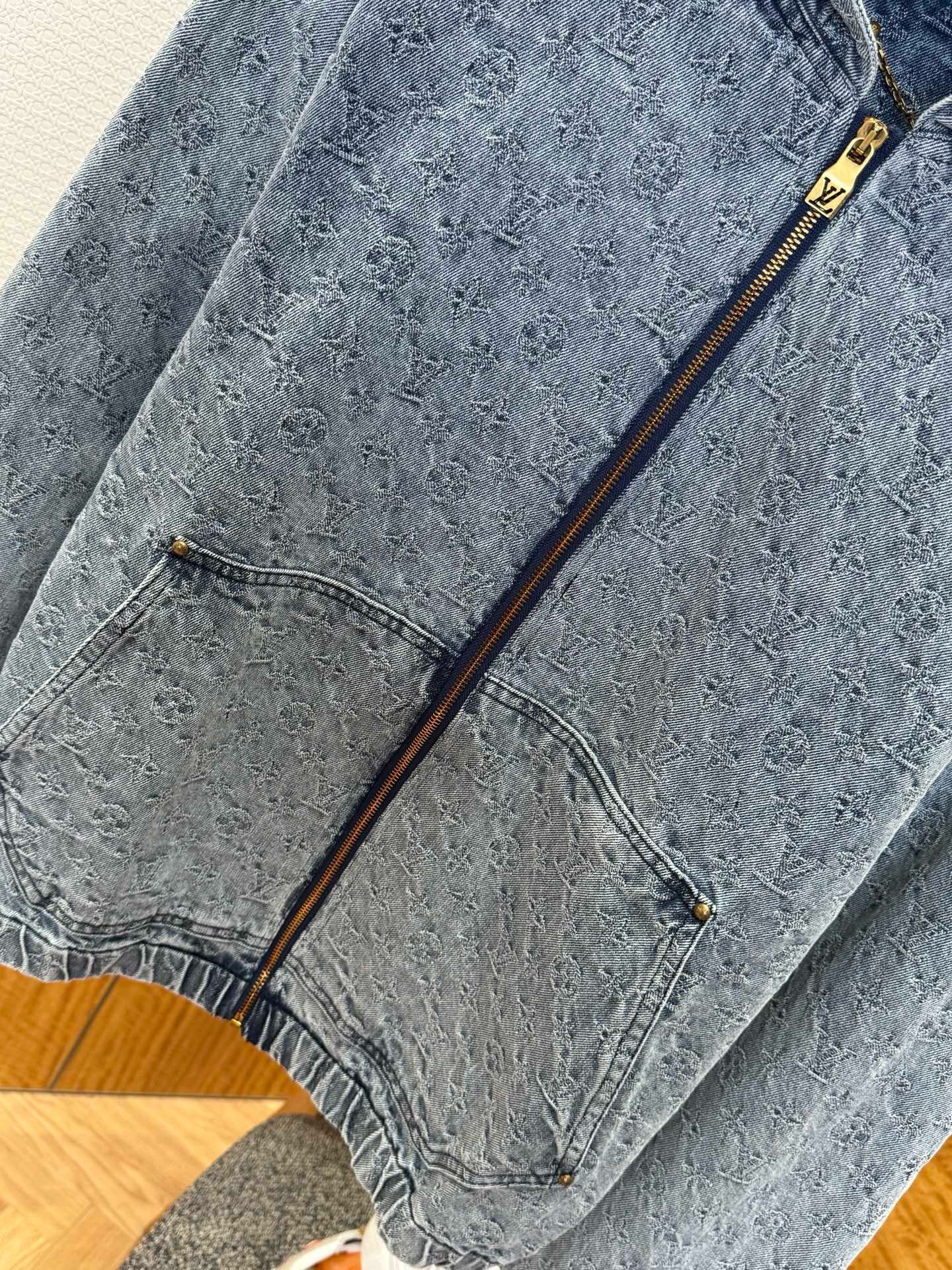 LOU DENIM JACKET