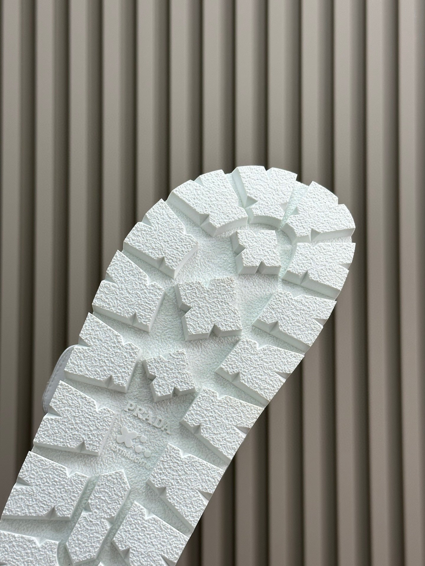 PD NAPPA LEATHER SLIDES