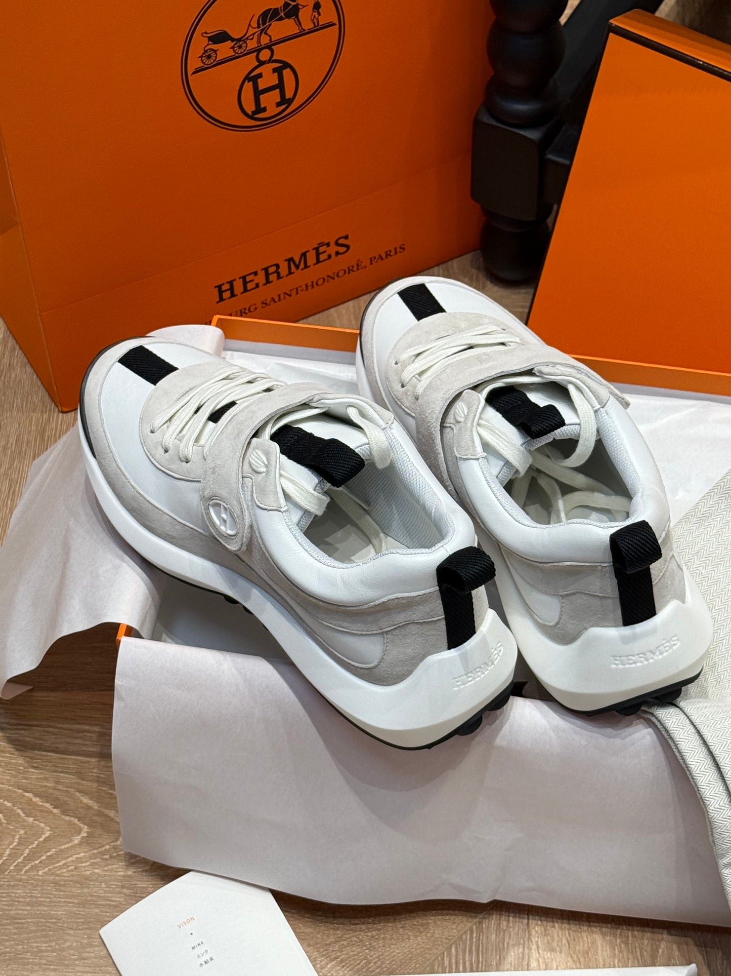 HERM LOOP SNEAKER