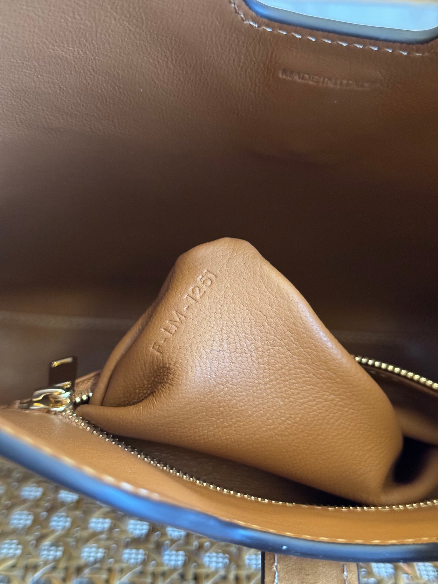CEL SMALL CAMILLE 16 SOFT BAG