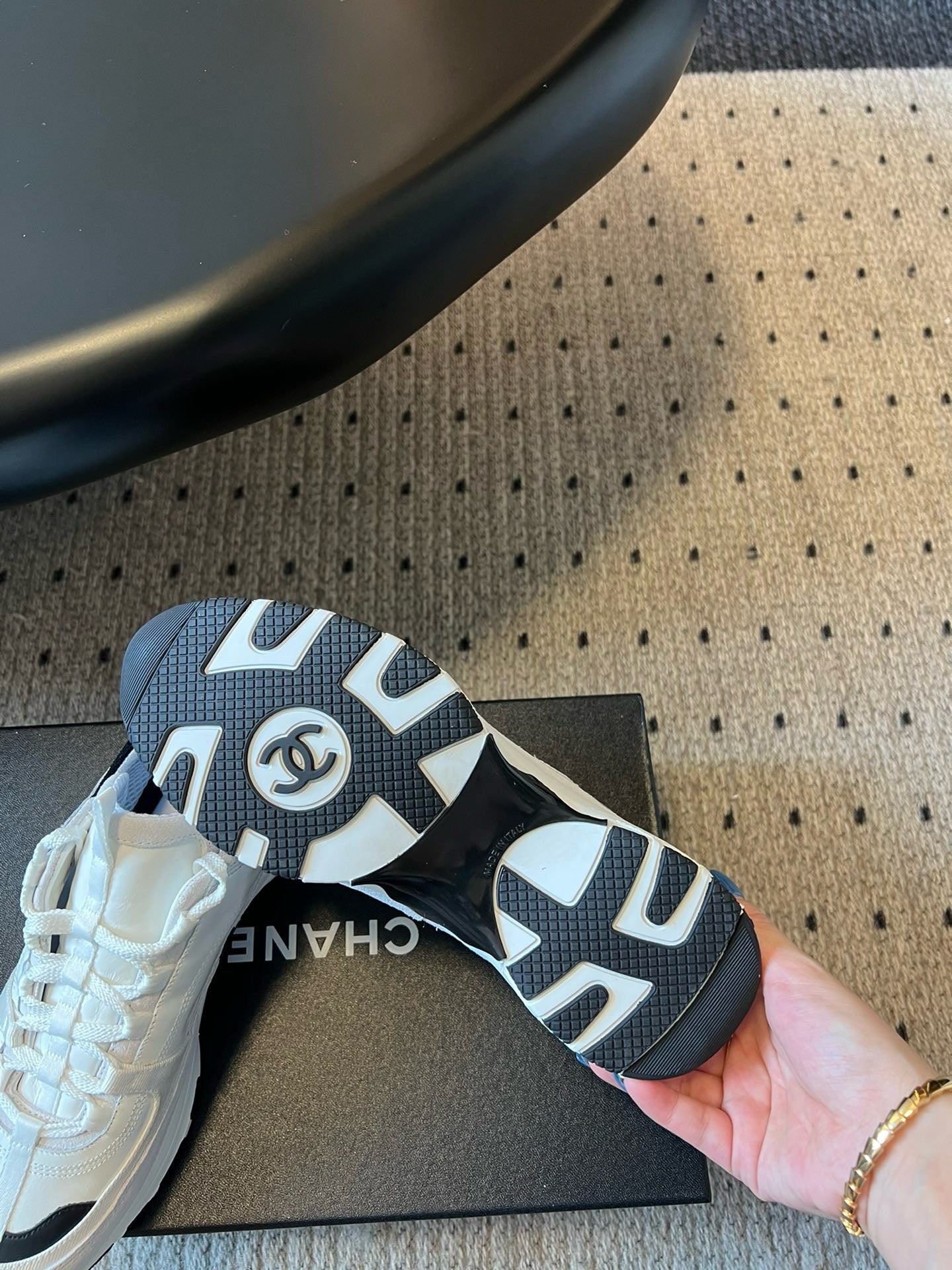 CC SNEAKER