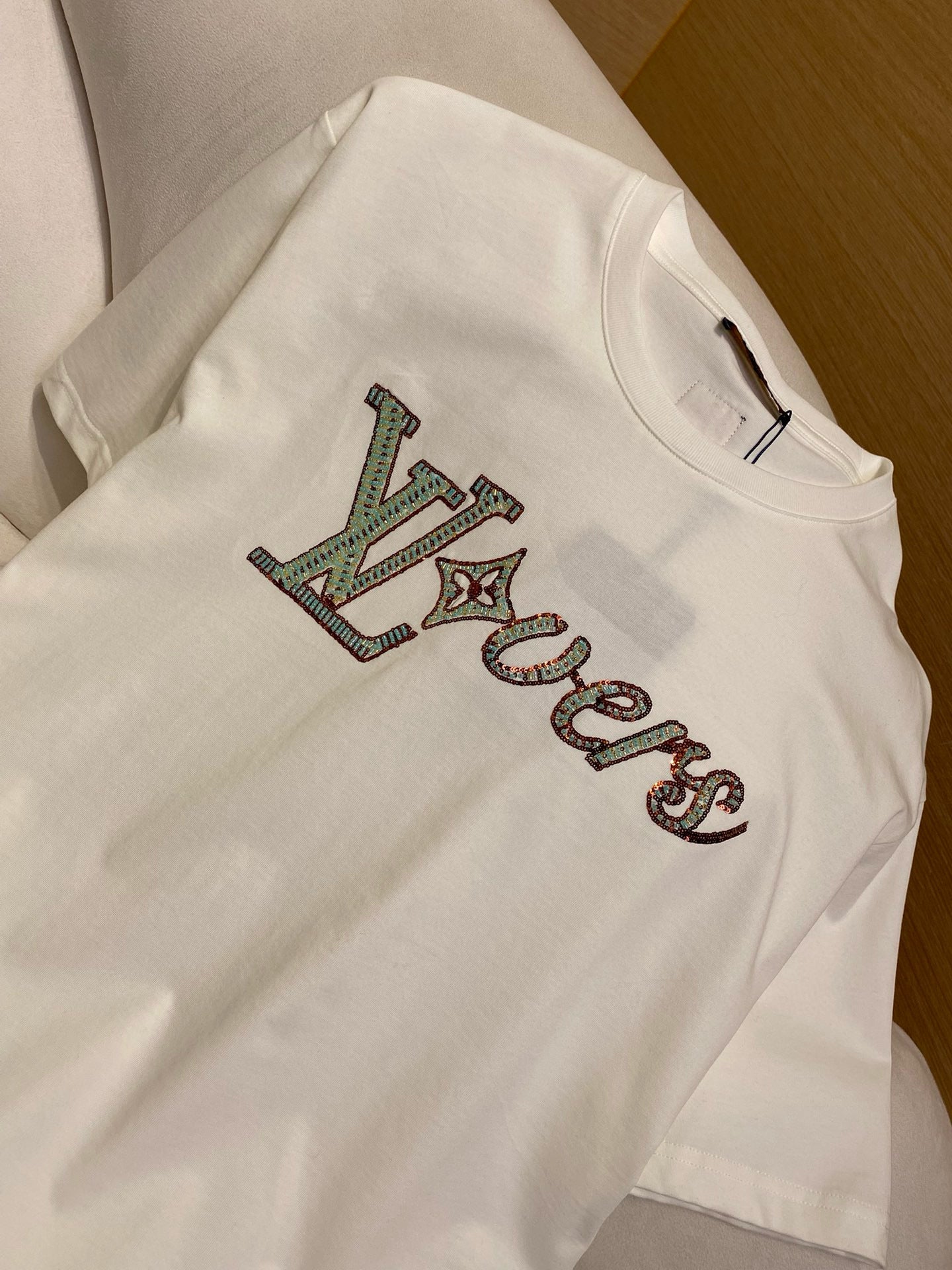 LOU T-SHIRT