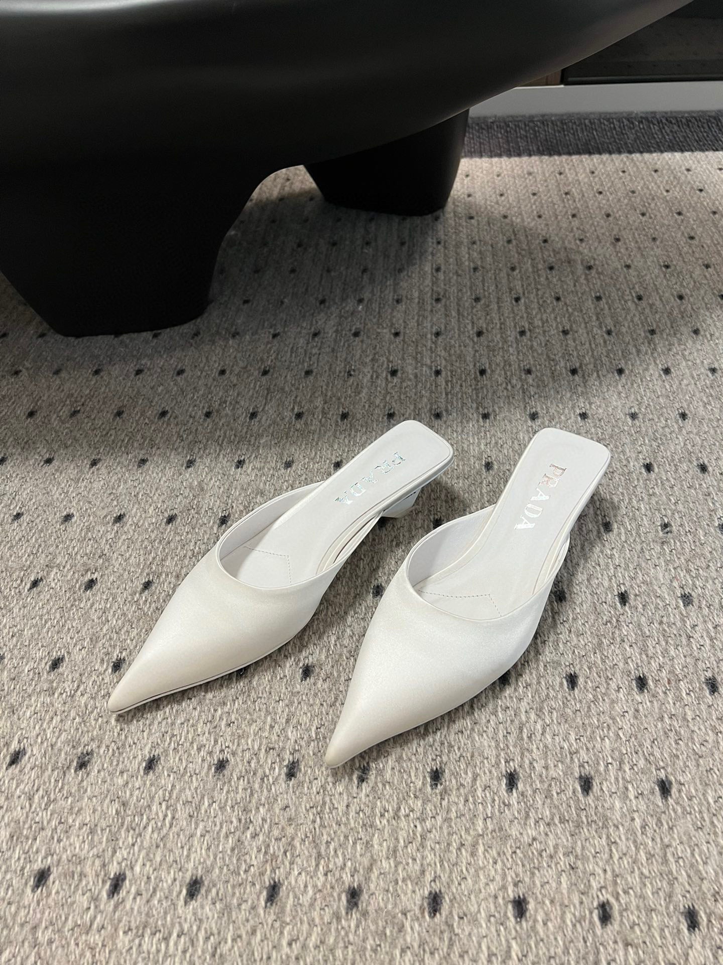 PD HEELS