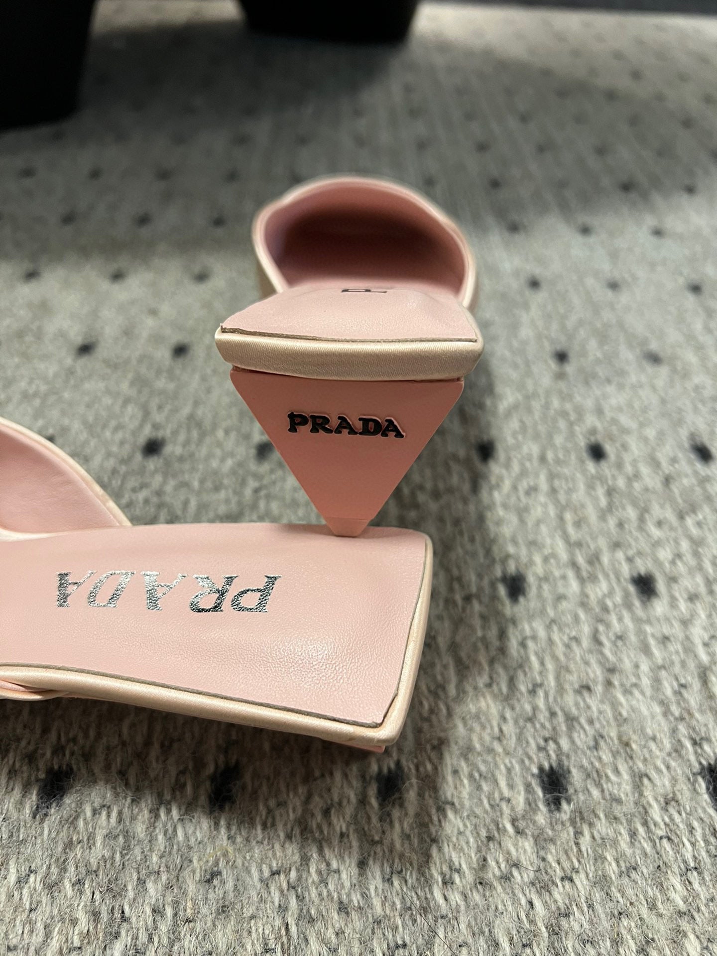PD HEELS
