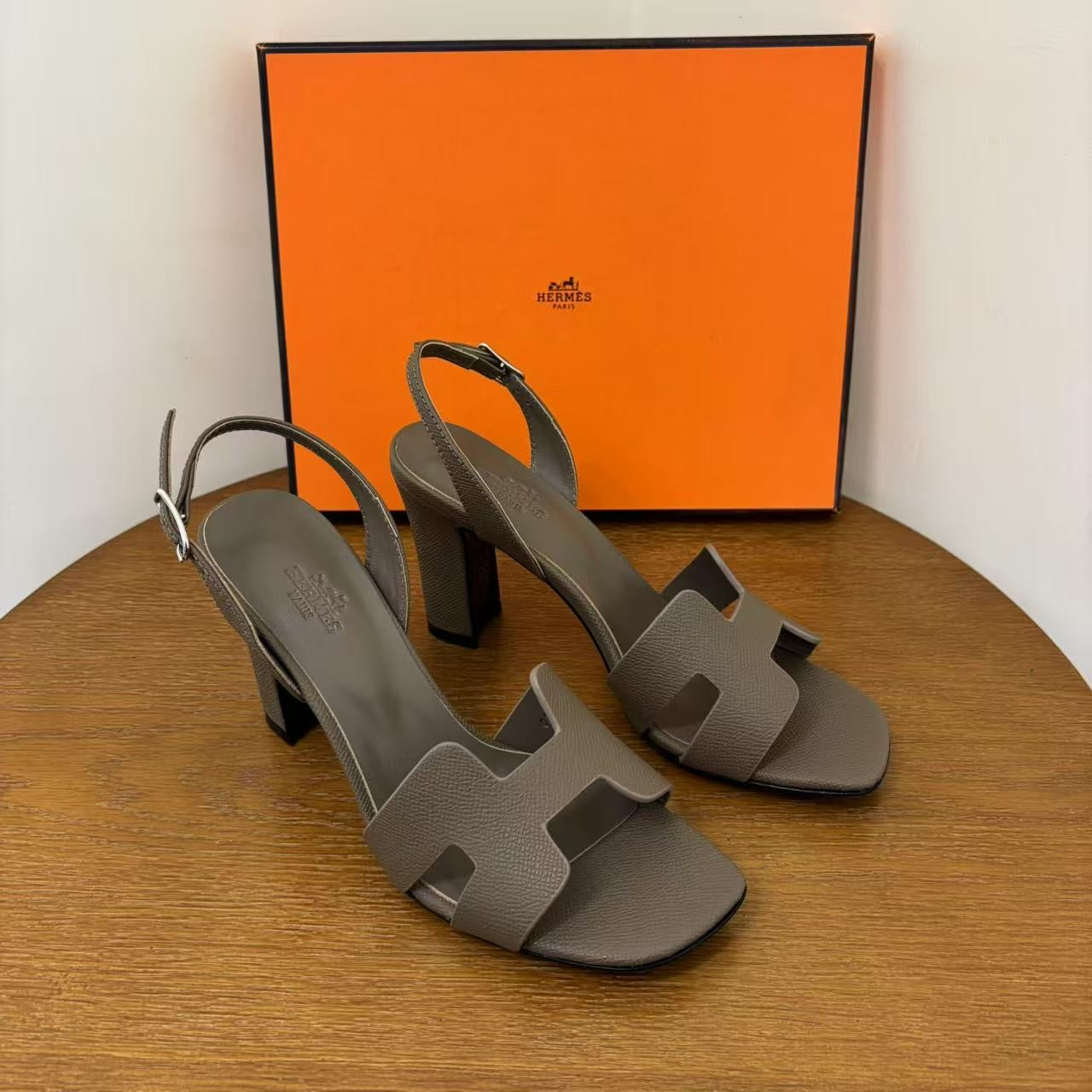 HERM HEELED SANDALS