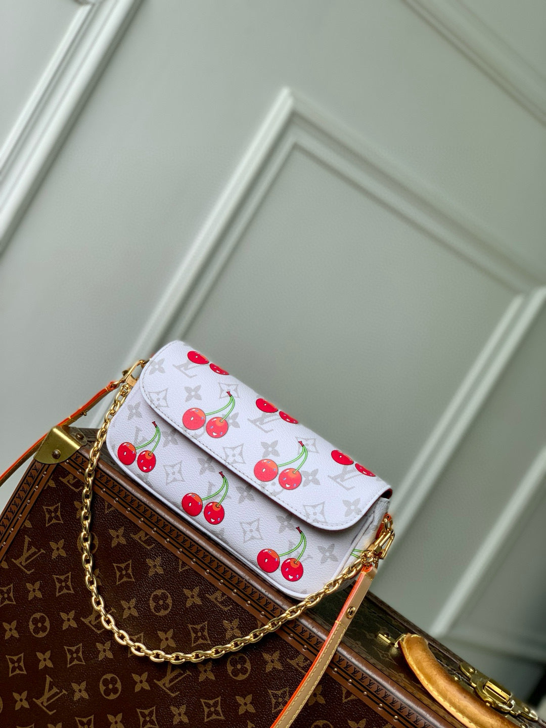 LOU x MURAKAMI IVY WALLET ON CHAIN BAG