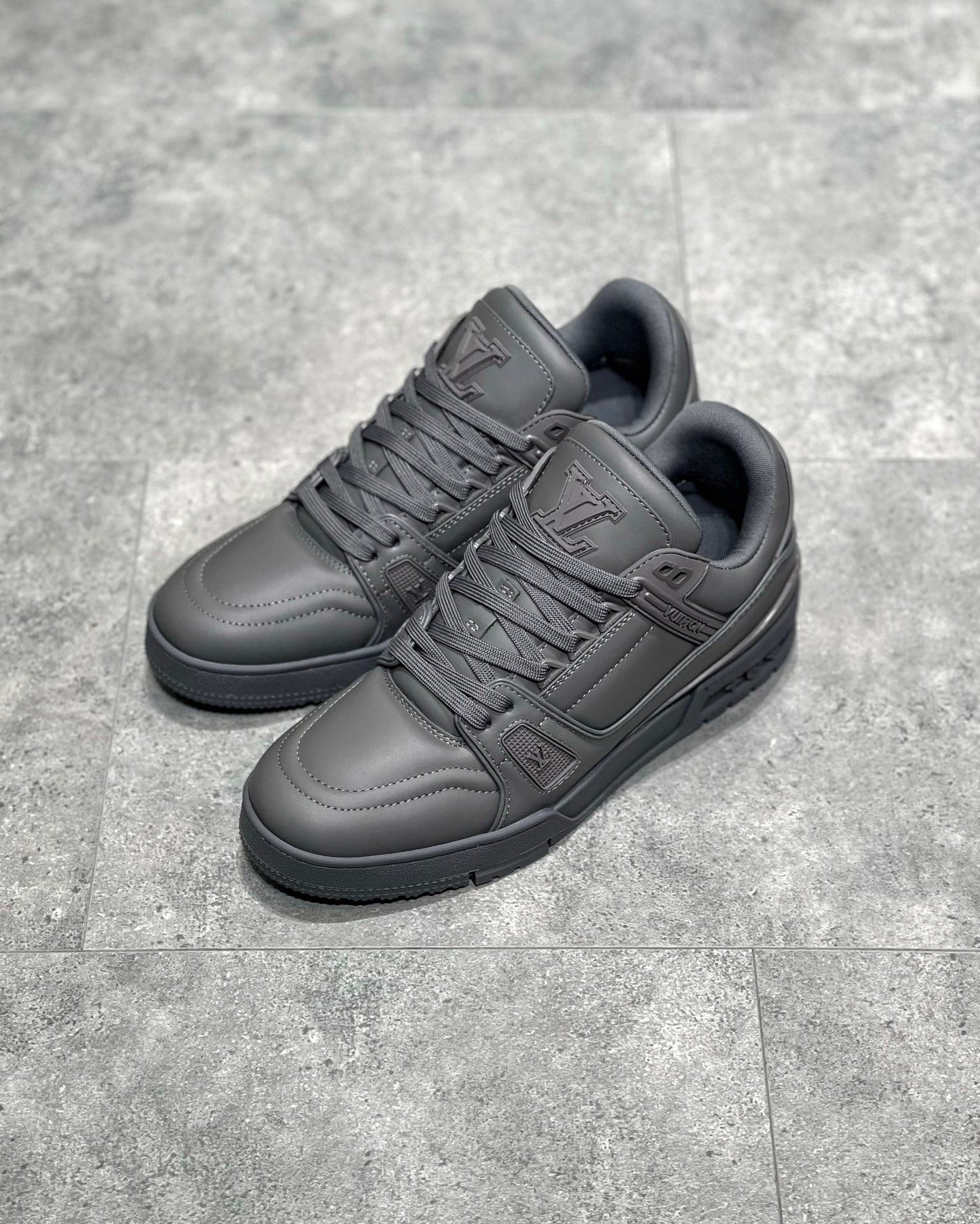 LOU TRAINERS