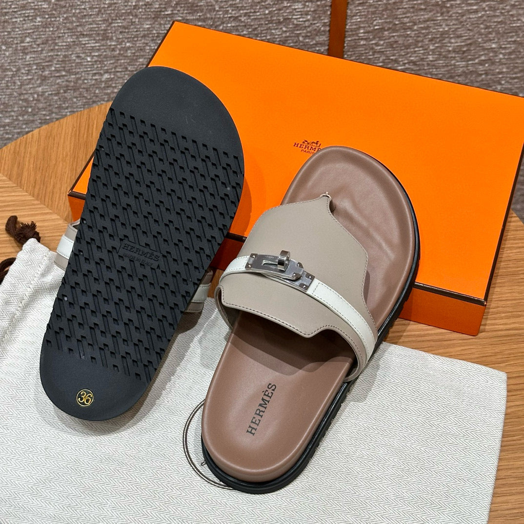 HERM EMPIRE SANDALS