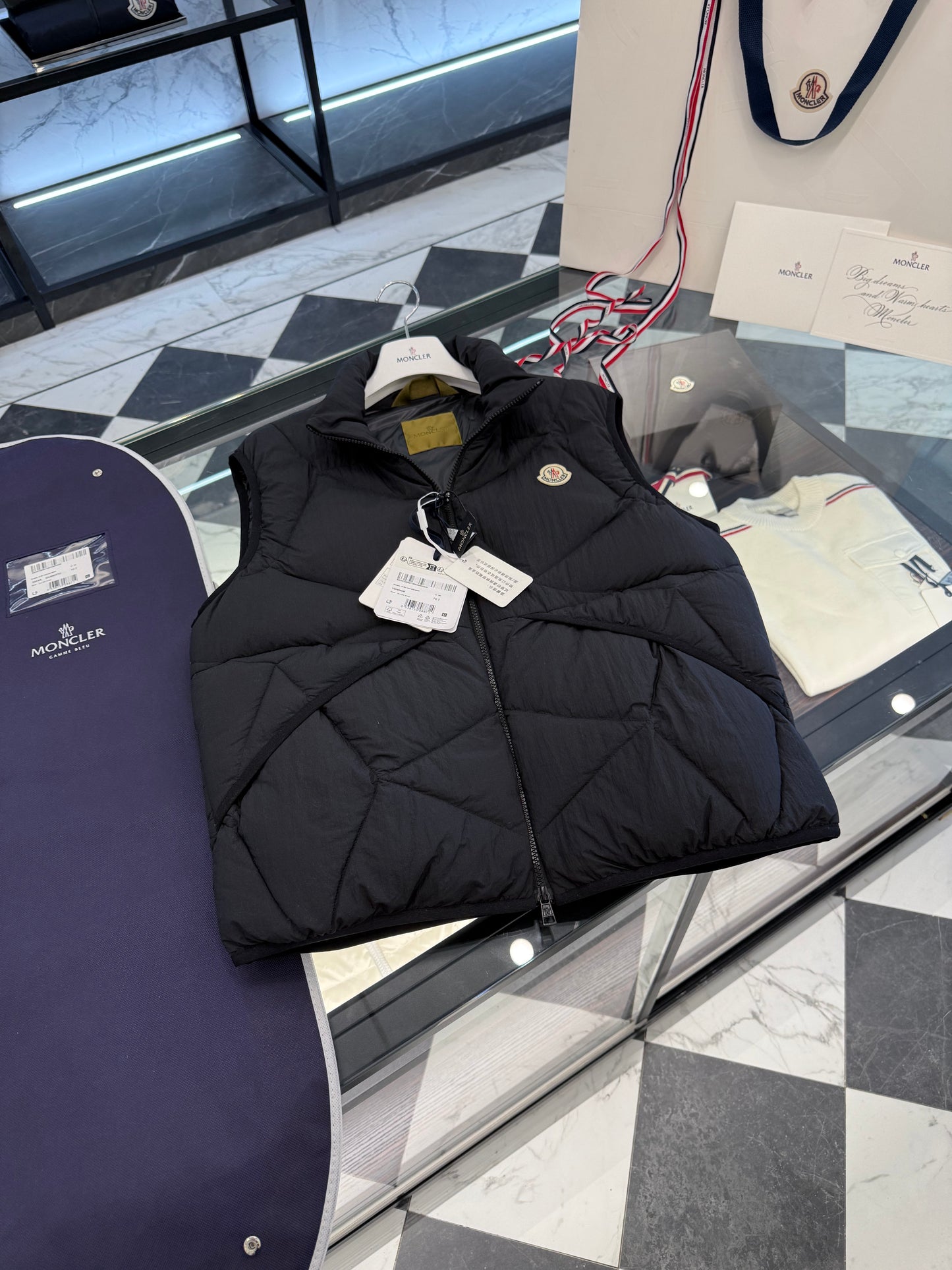 MONC VENDAVEL VEST