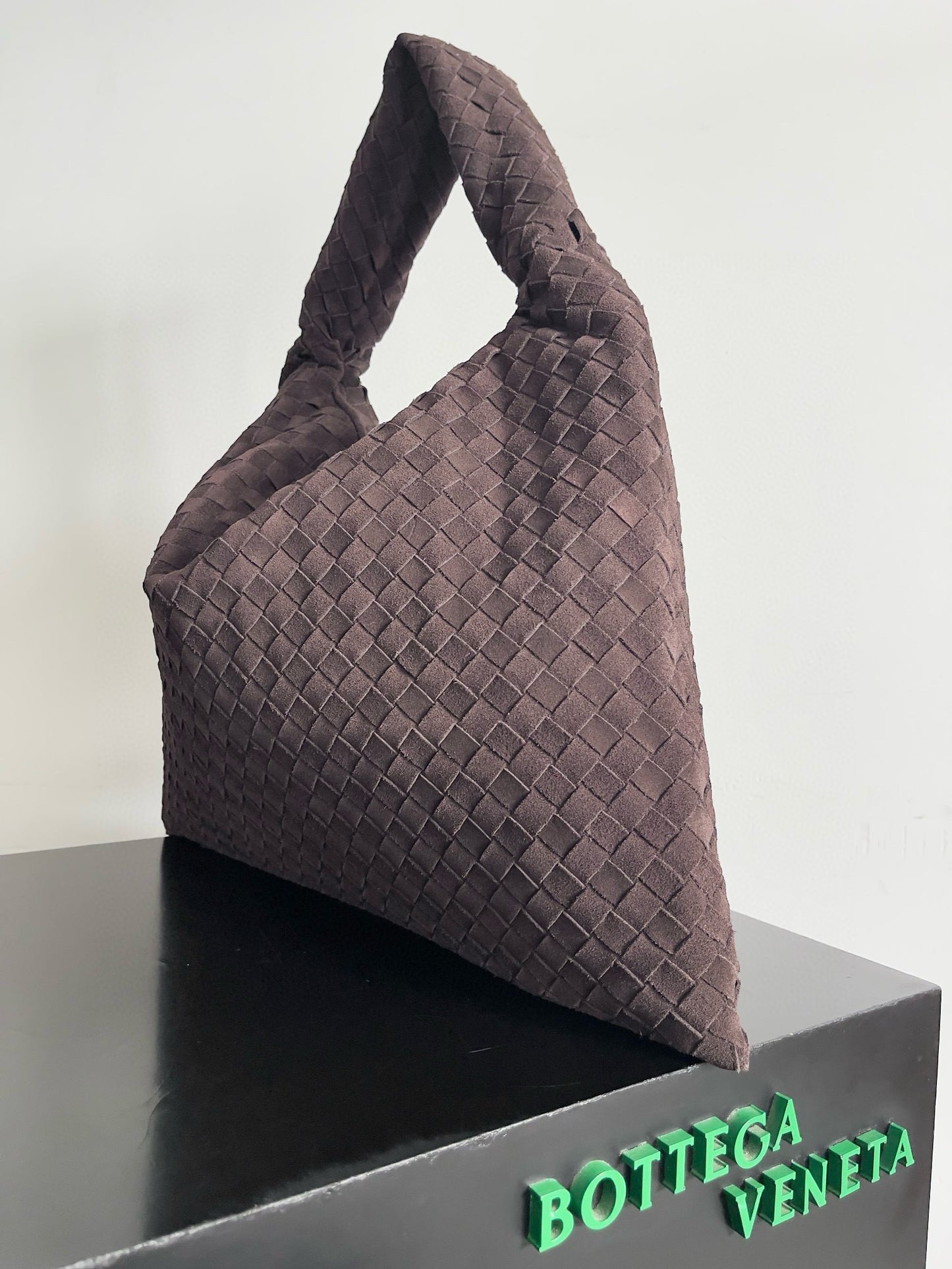 BOTT V LARGE HOP BAG