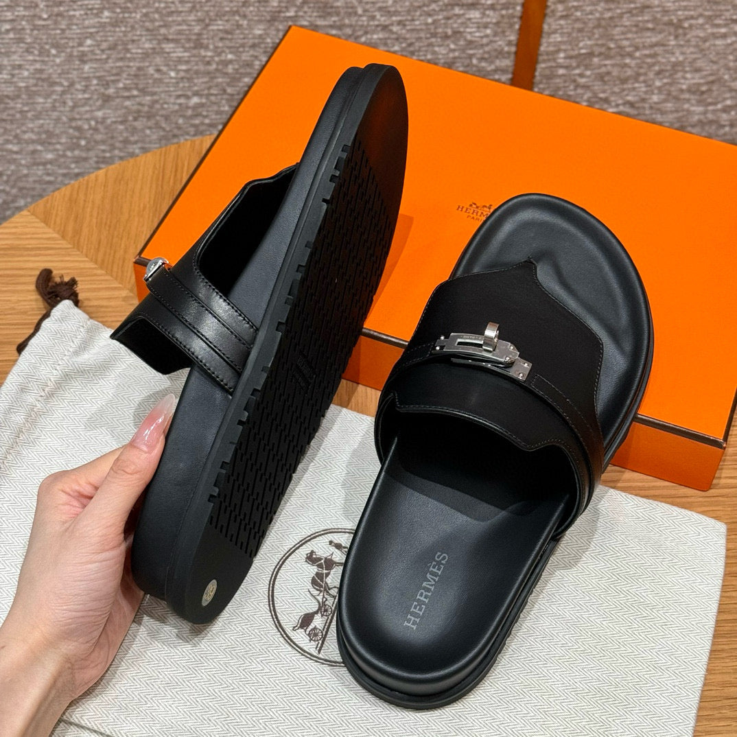 HERM EMPIRE SANDALS