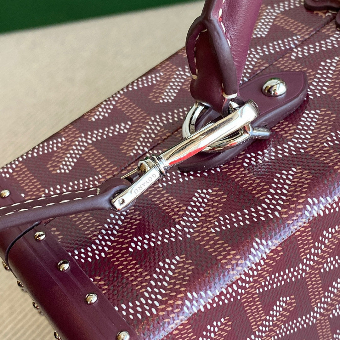 GOYA GRAND HOTEL TRUNK BAG