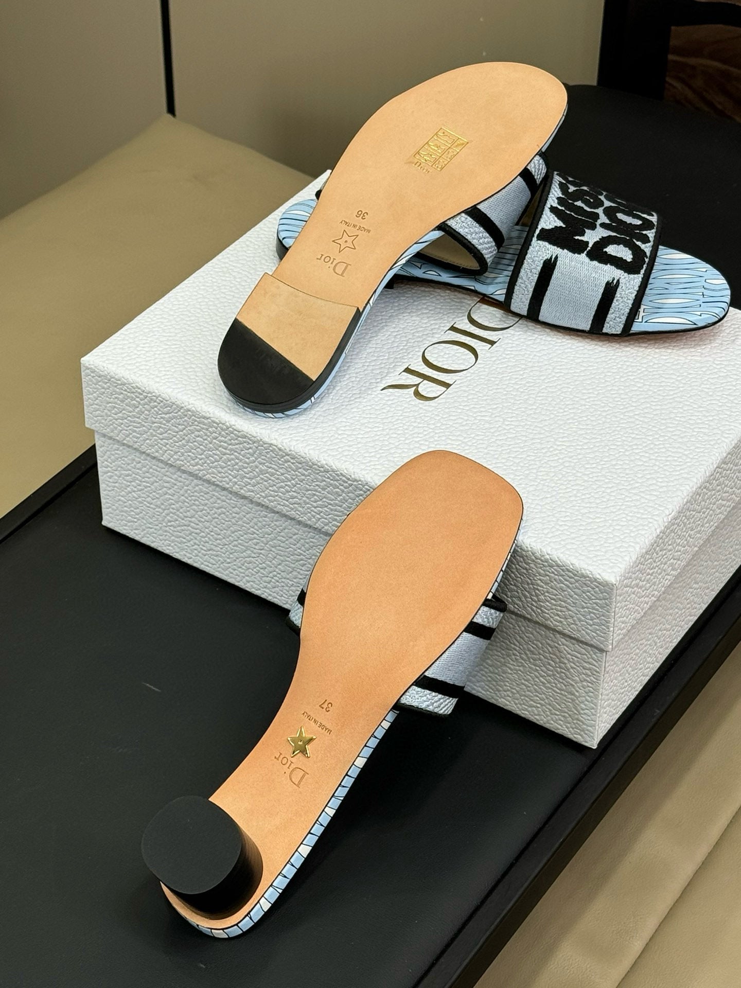 CD DWAY SLIDES