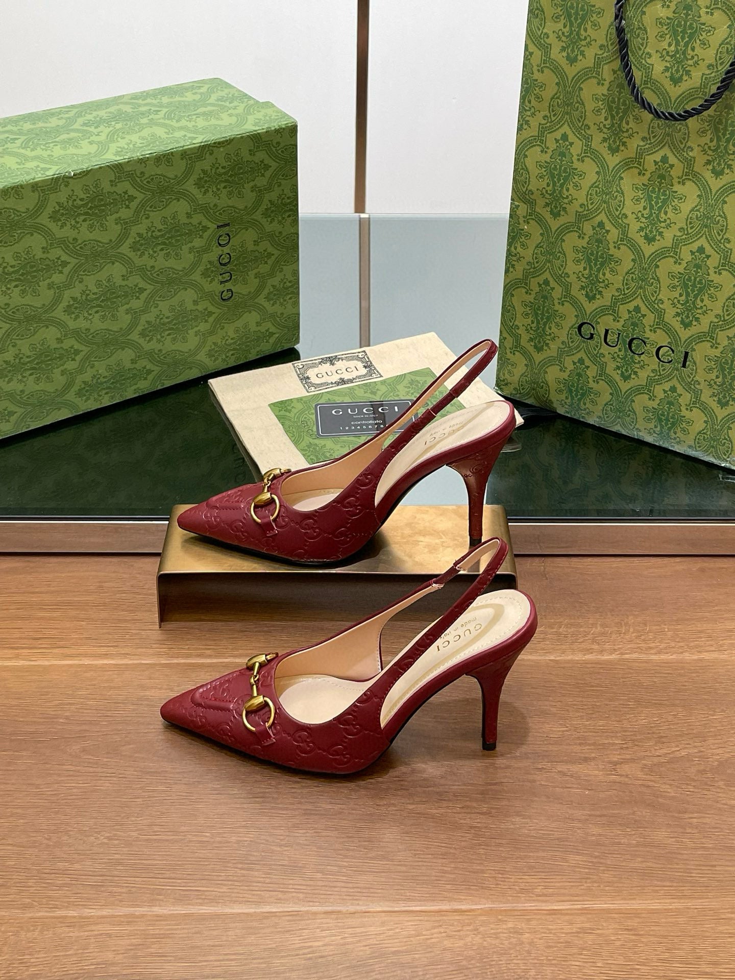 GG HEELS