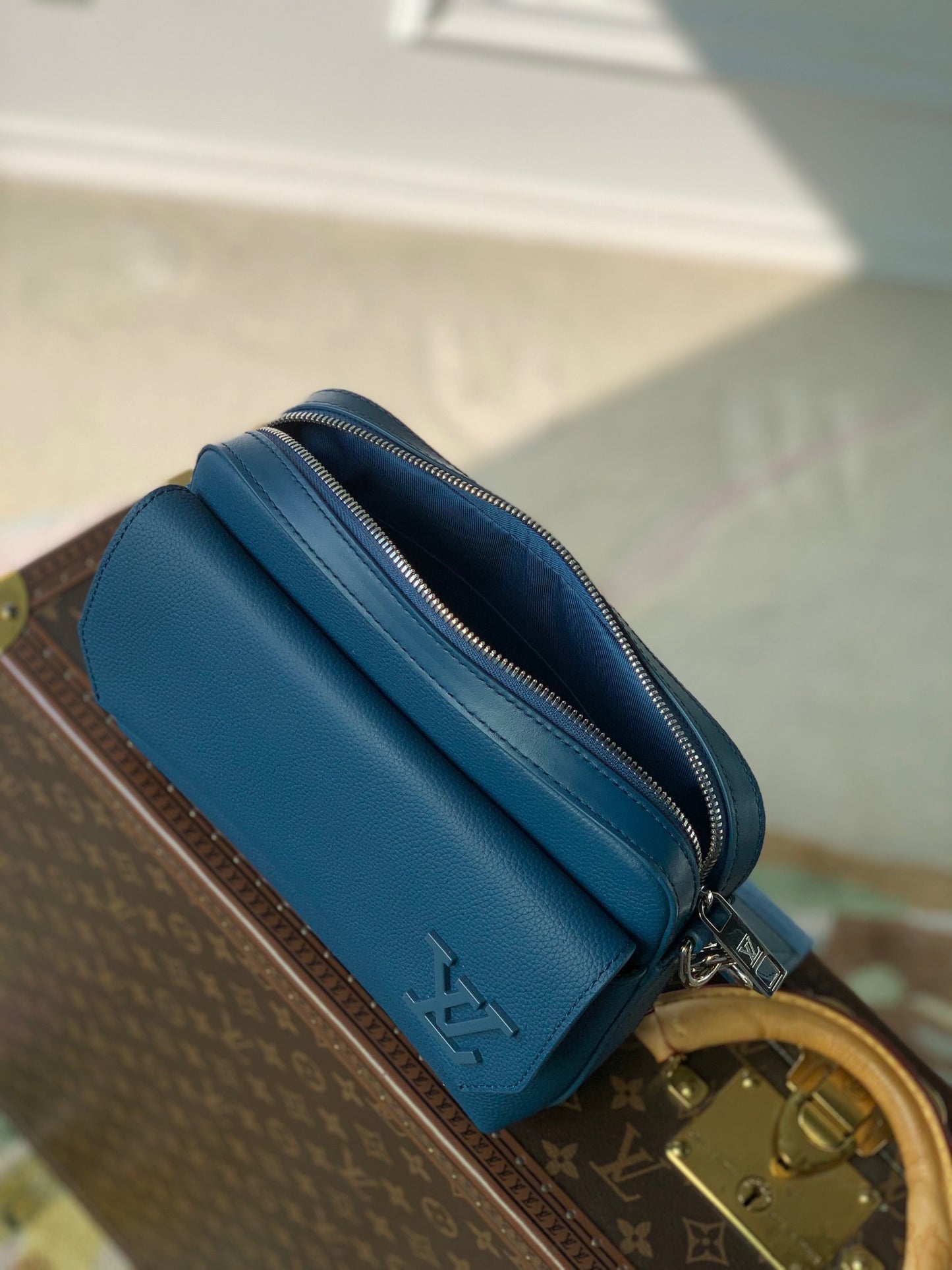 LOU FASTLINE MESSENGER BAG