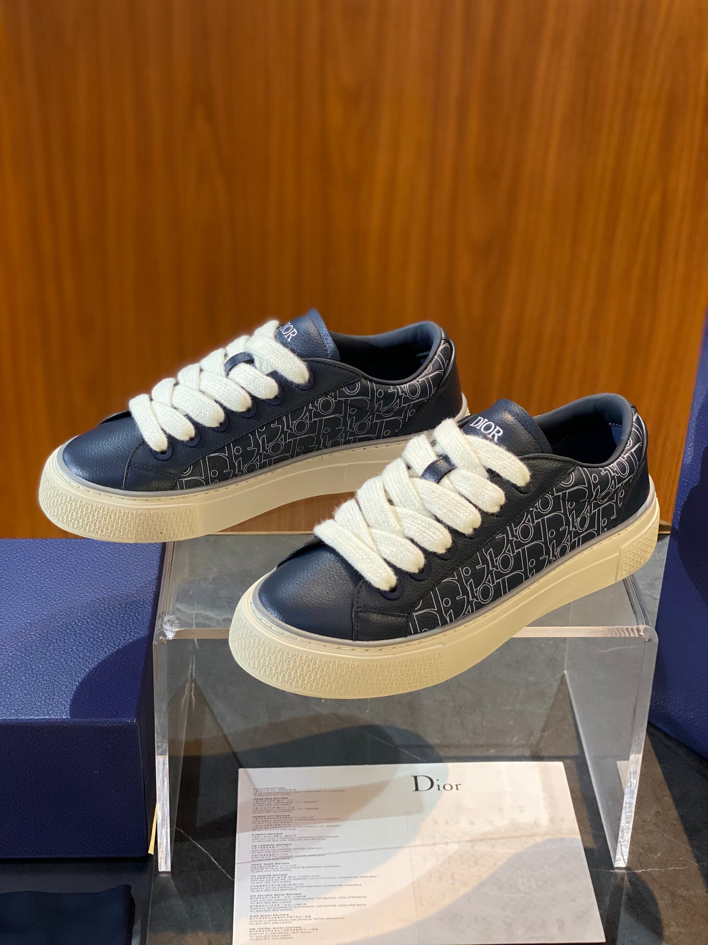 CD B33 SNEAKER
