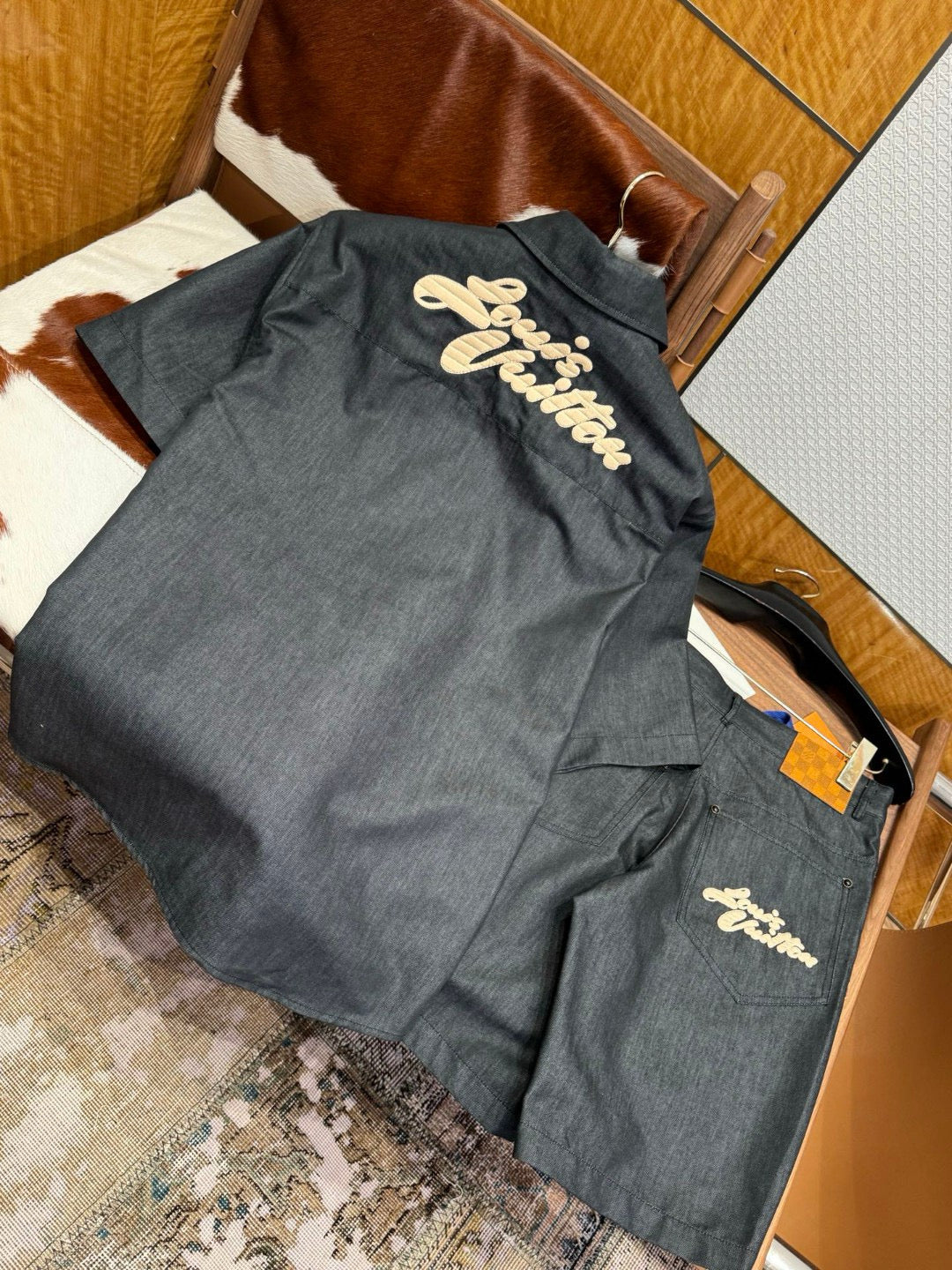 LOU SHIRT