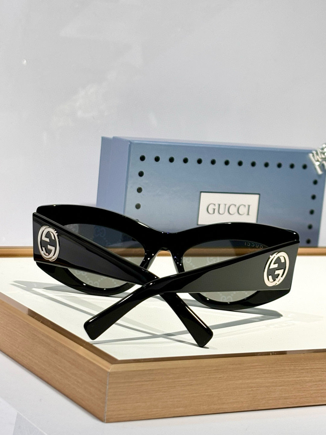 GG SUNGLASSES