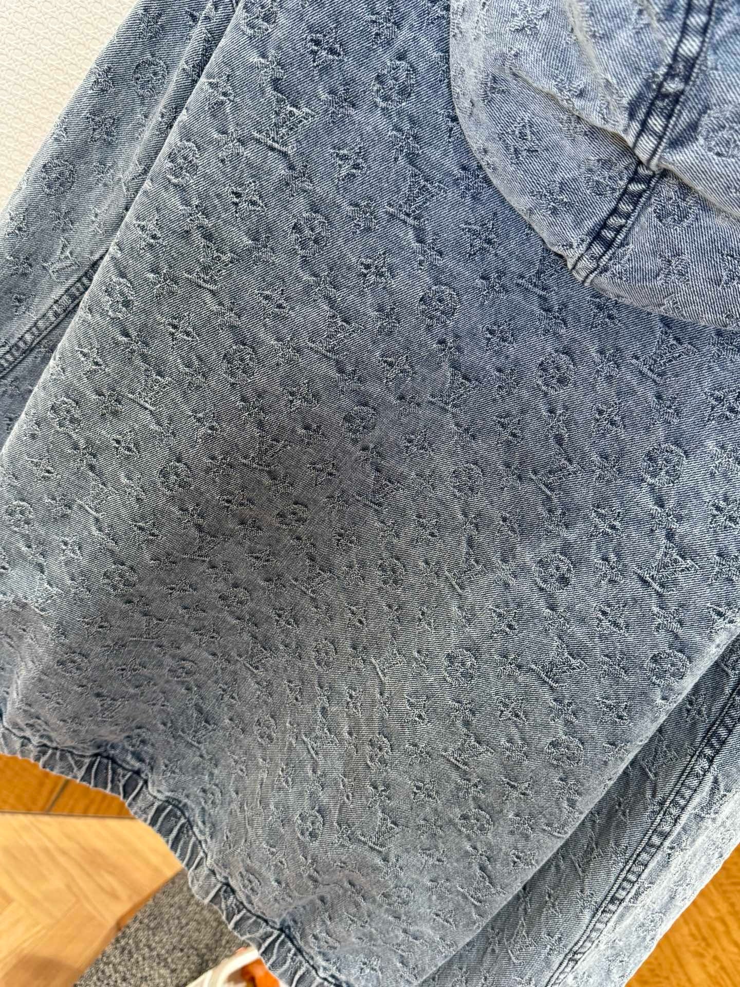 LOU DENIM JACKET