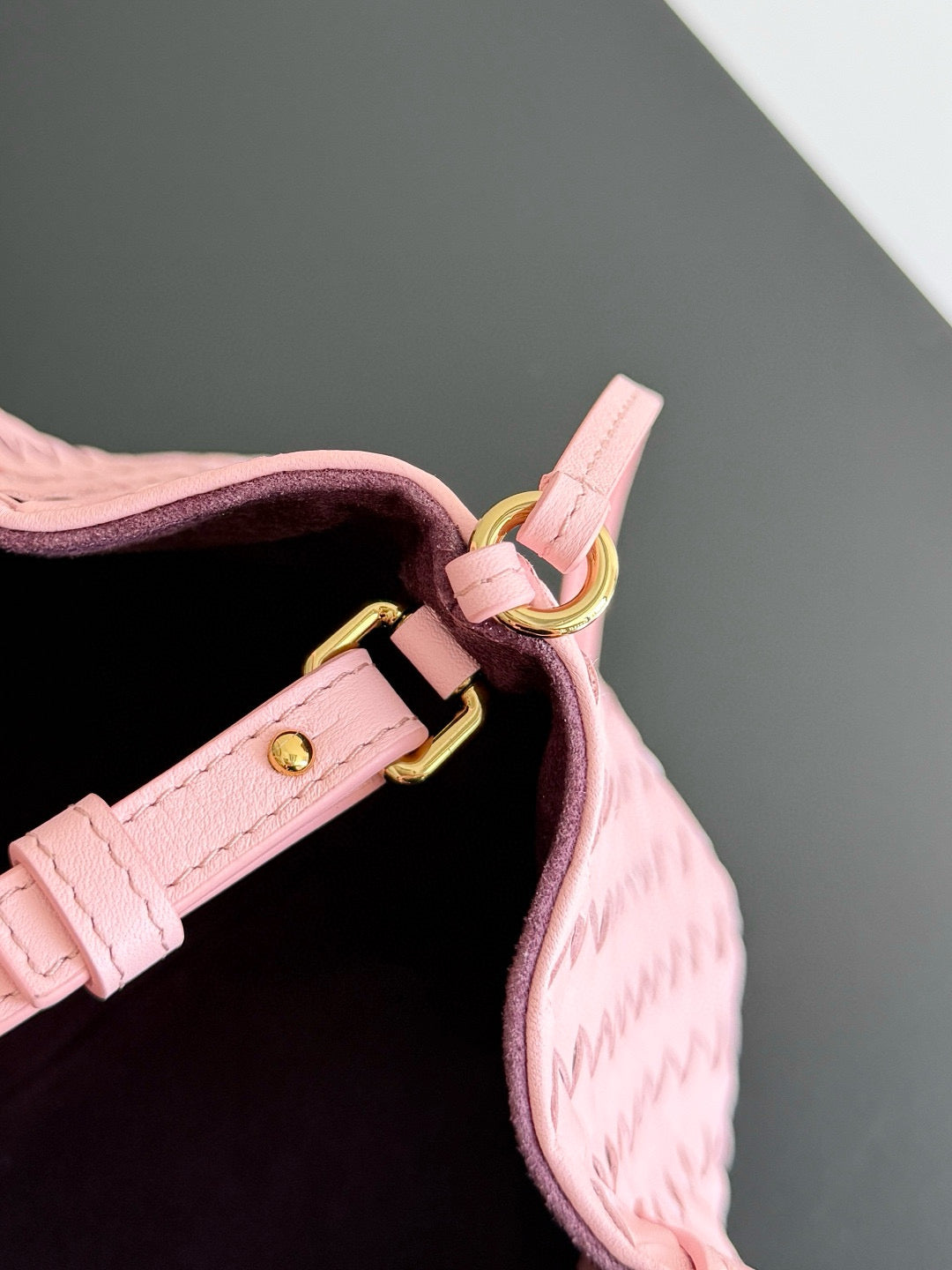 BOTT V SMALL PINACOTECA BAG