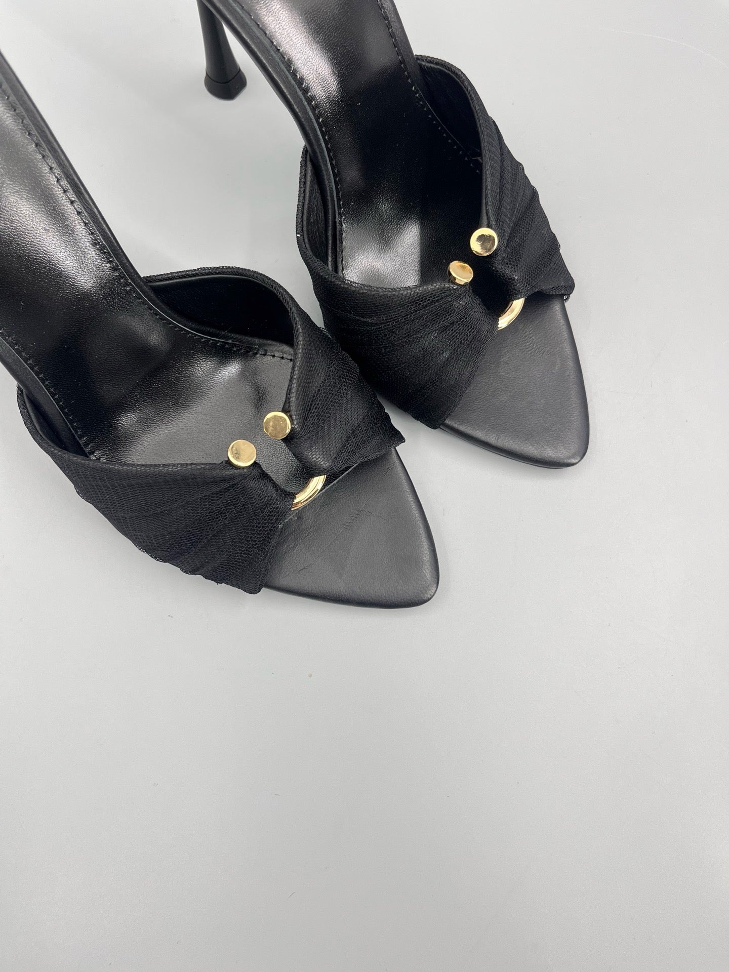 SL HEELS