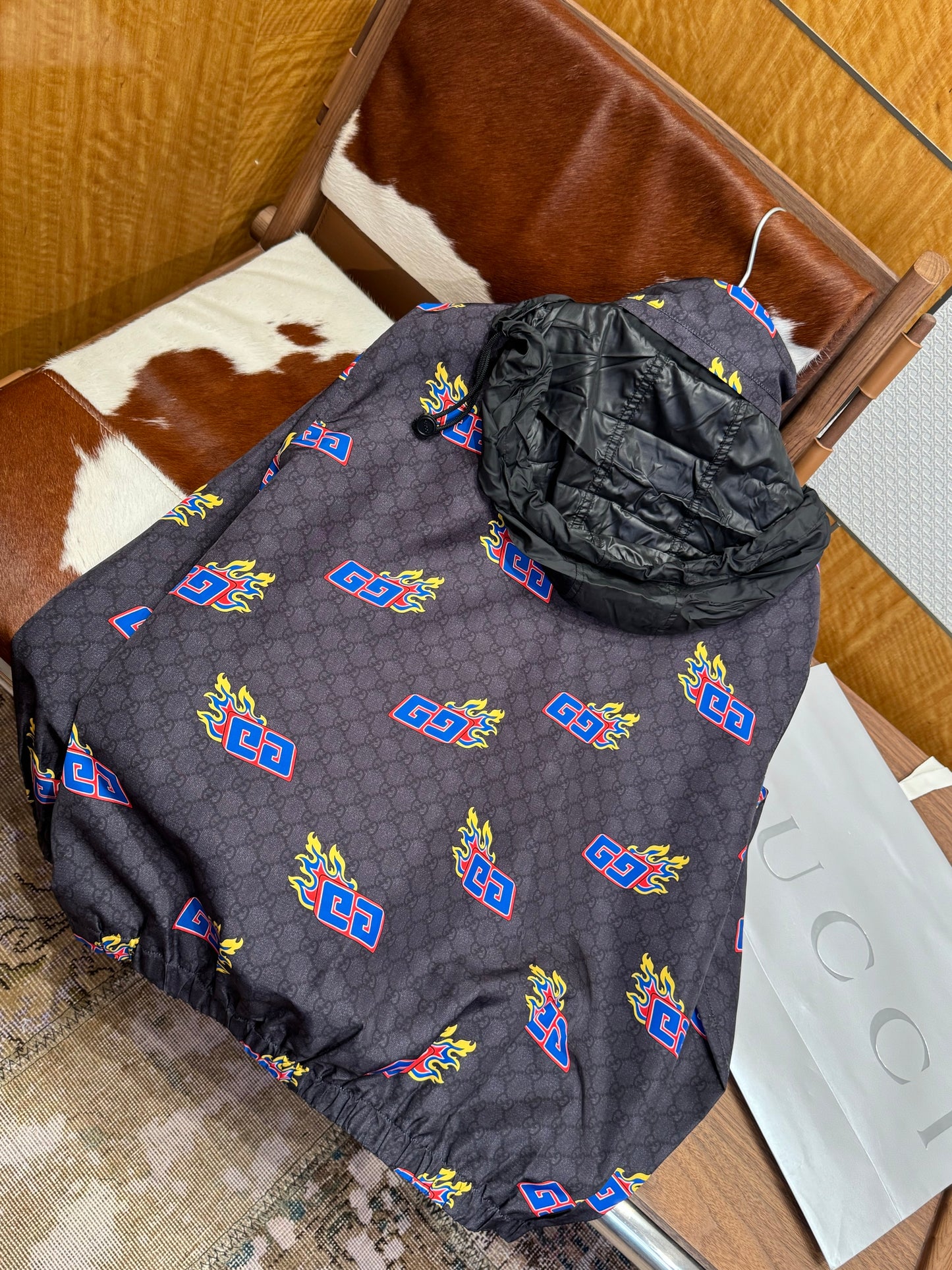 GG BOMBER JACKET