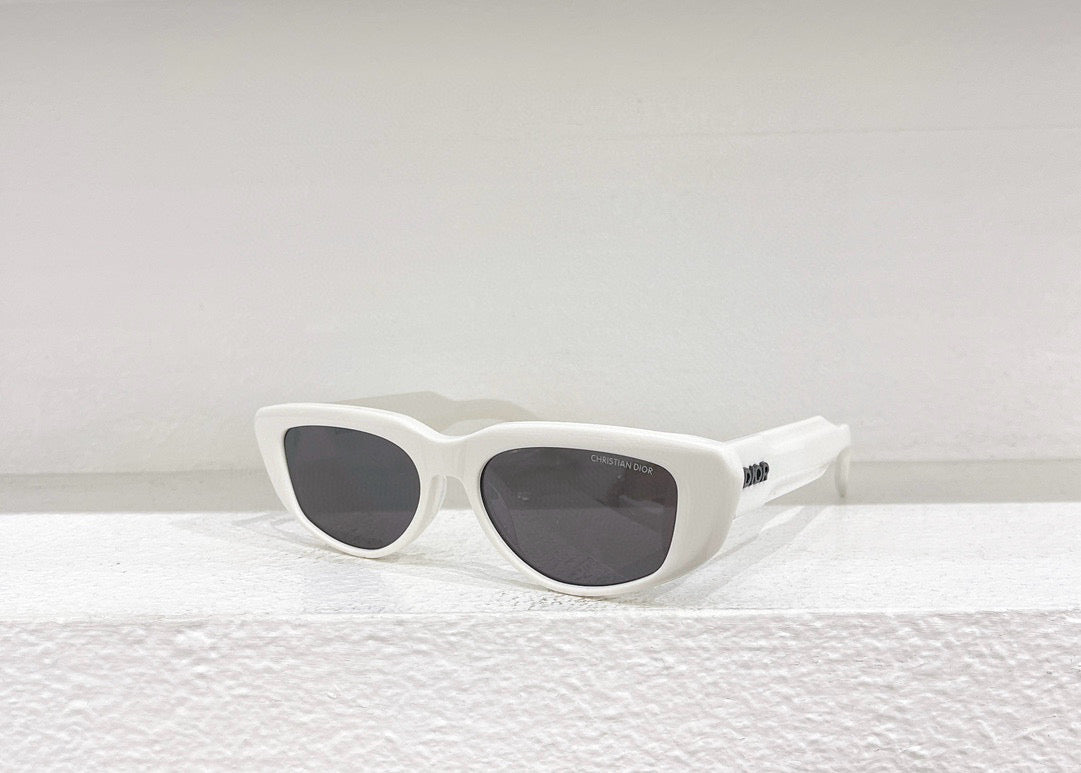 CD SUNGLASSES