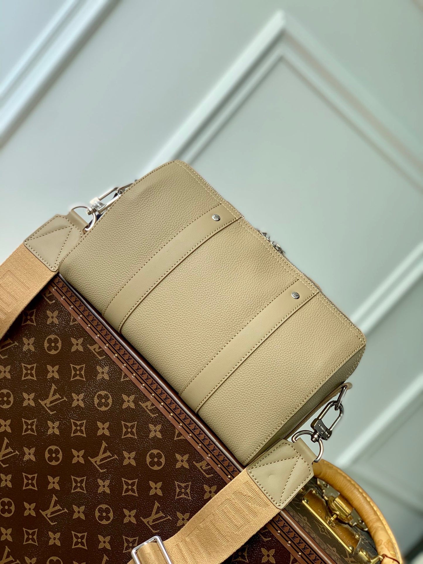 LOU CITY KEEPALL BAG