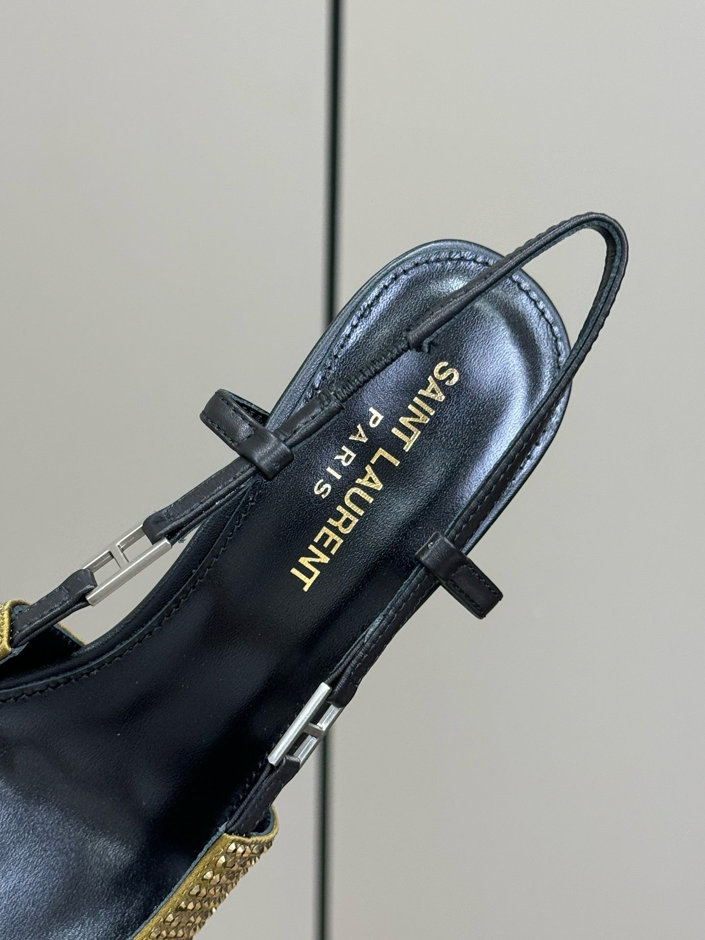 SL HEELS