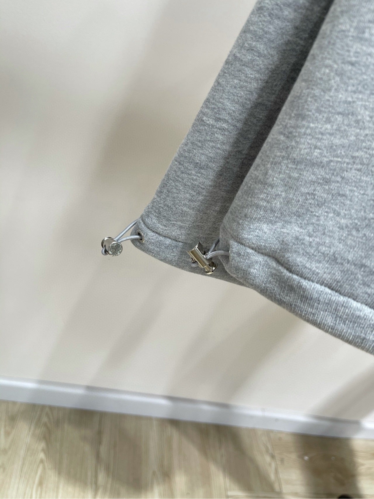 MIU M ZIP SWEATSHIRT