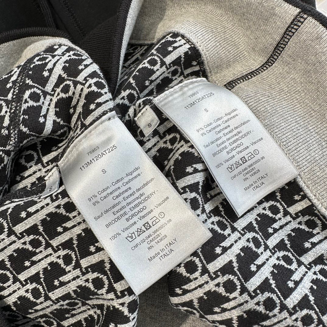 CD ZIP HOODIE