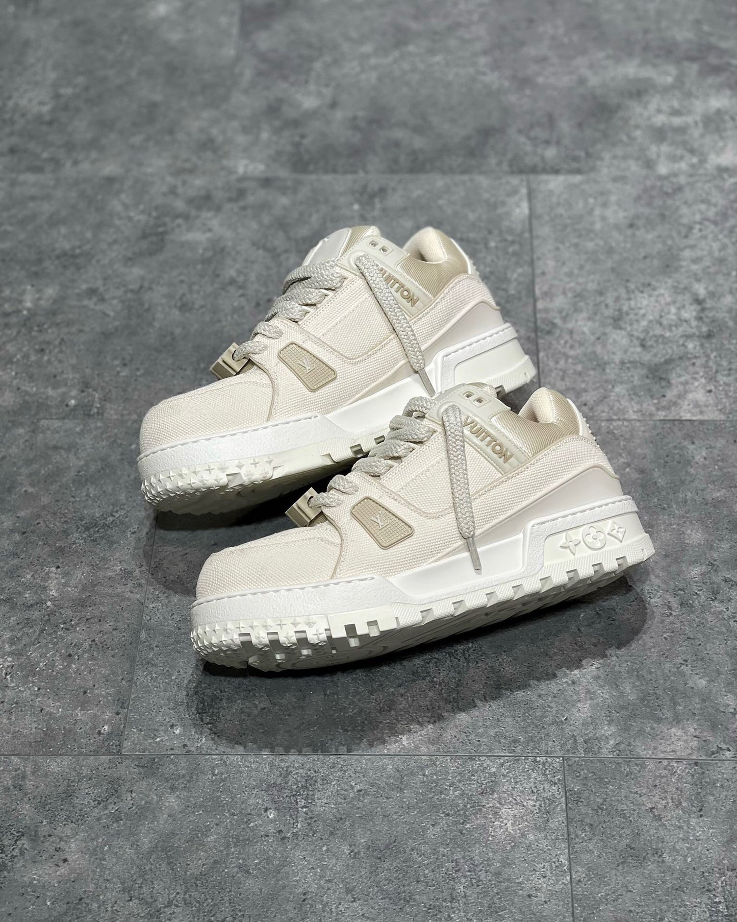 LOU TRAINERS