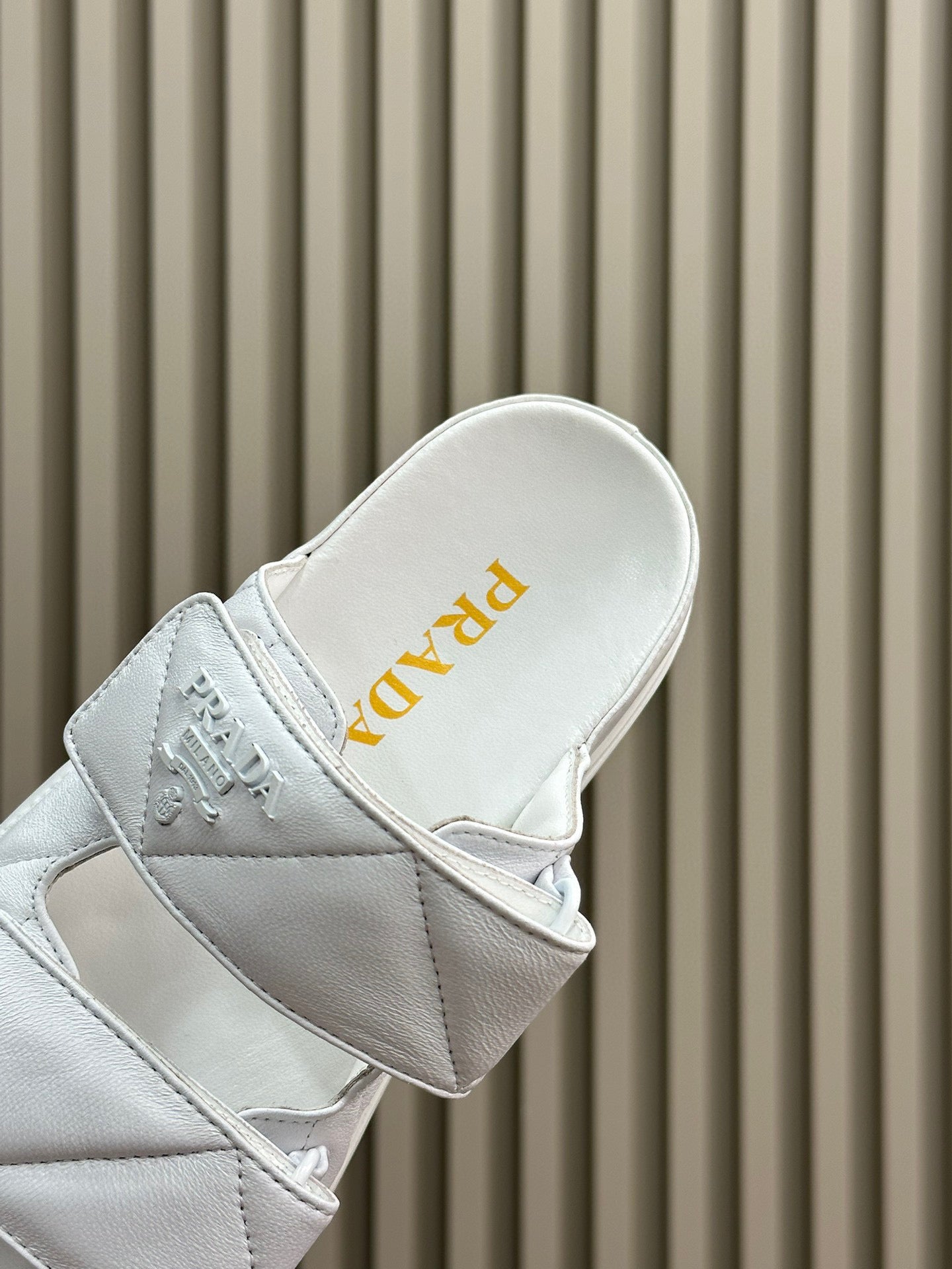 PD NAPPA LEATHER SLIDES