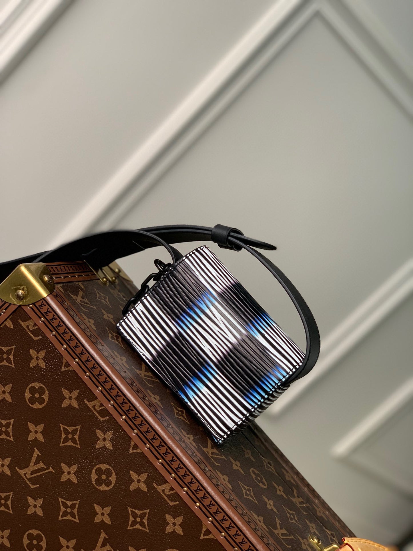 LOU MICRO STEAMER BAG