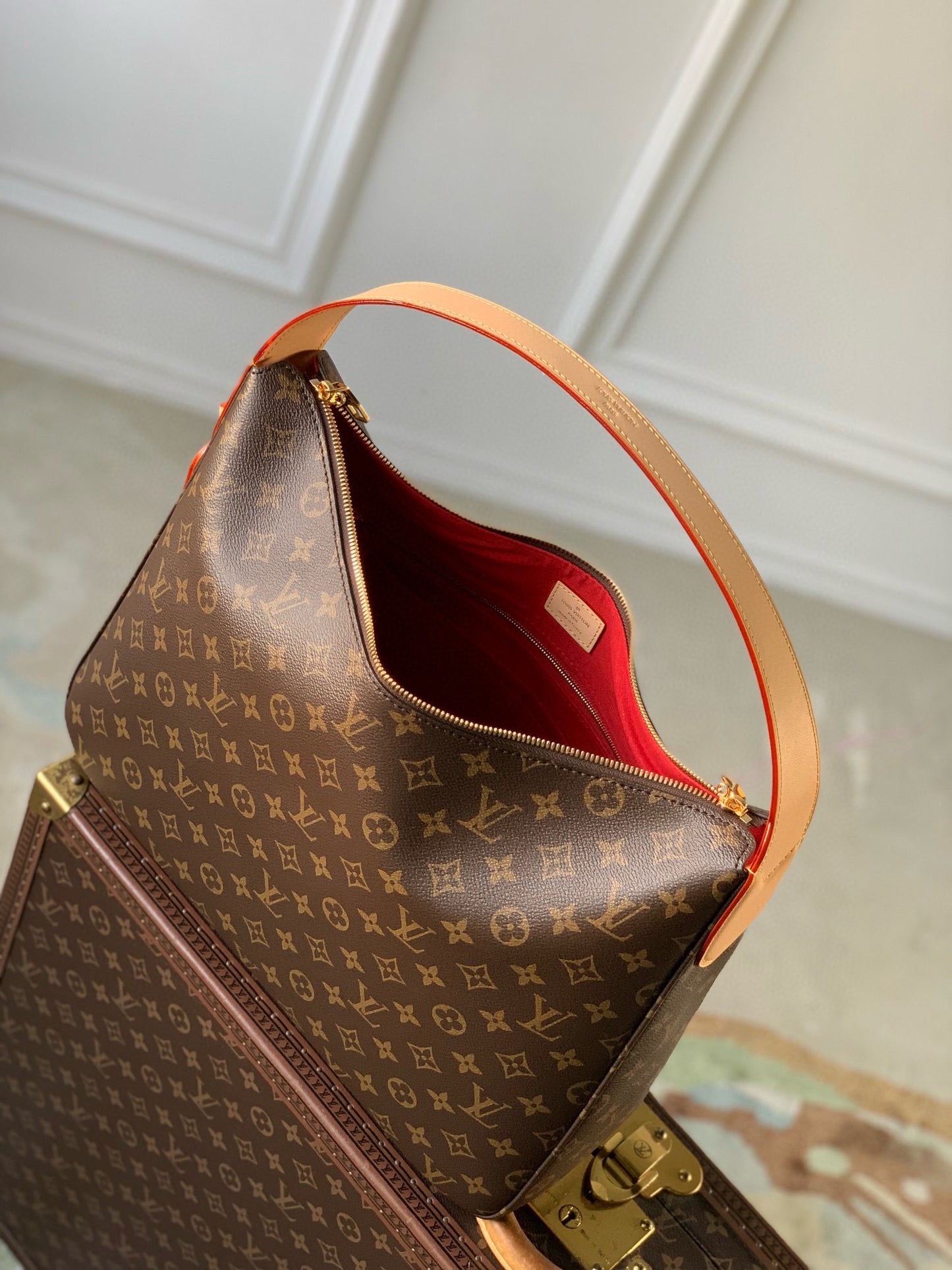 LOU SLOUCHY MM BAG