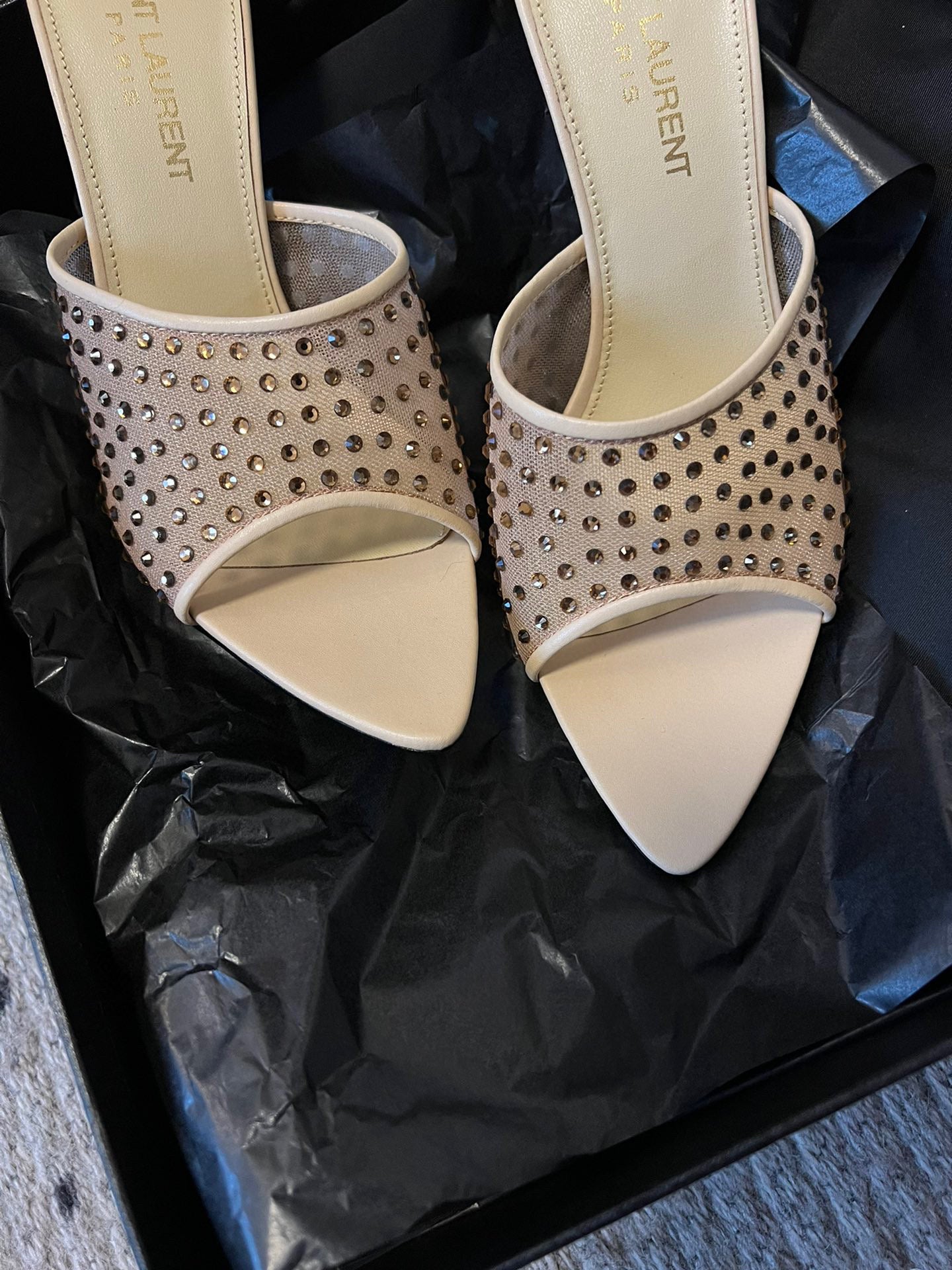SL HEELS