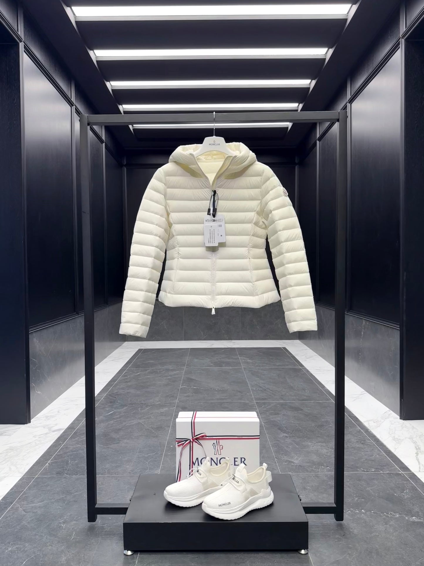 MONC IGE JACKET