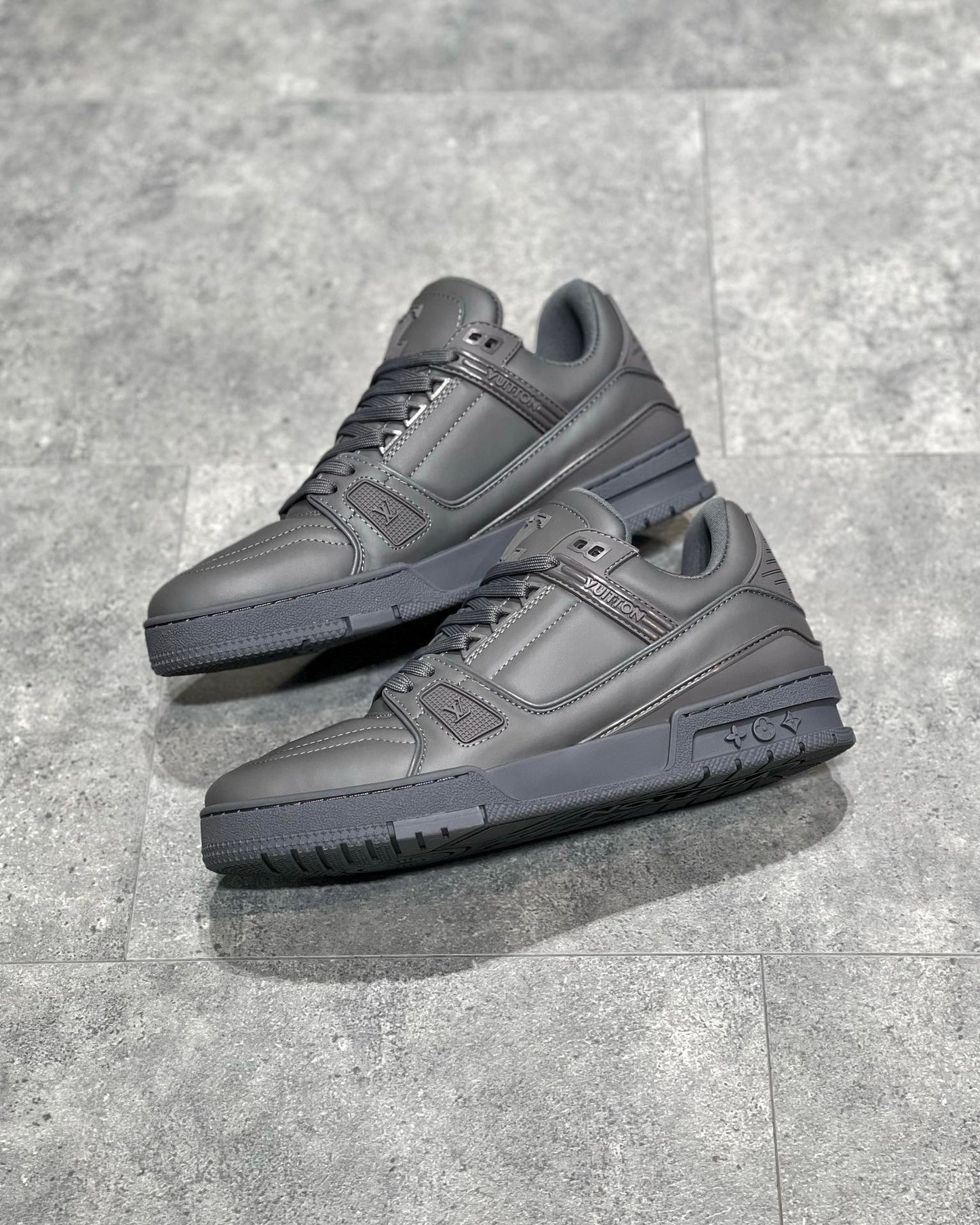 LOU TRAINERS